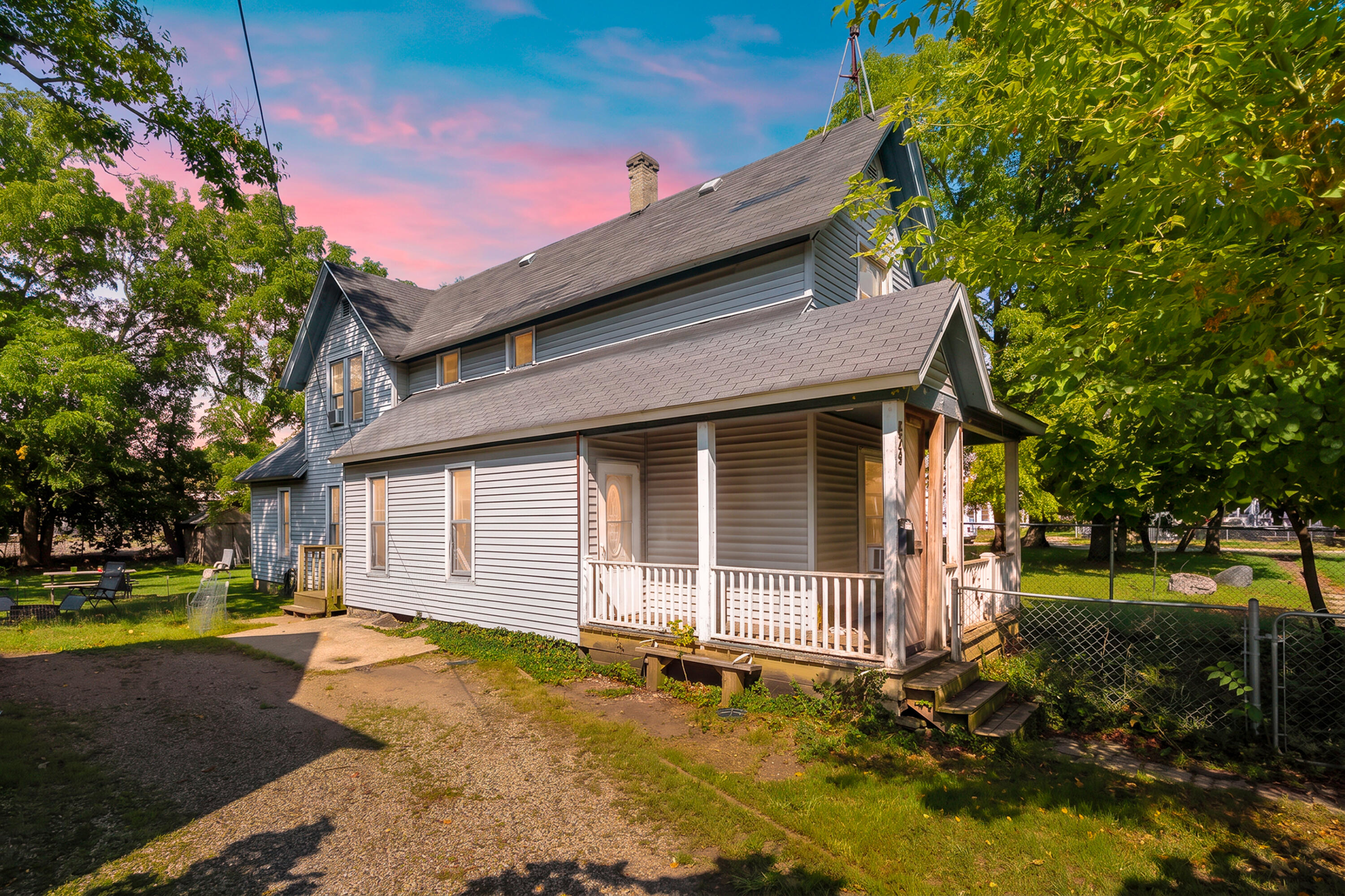 829 Simpson Street Kalamazoo MI 49007