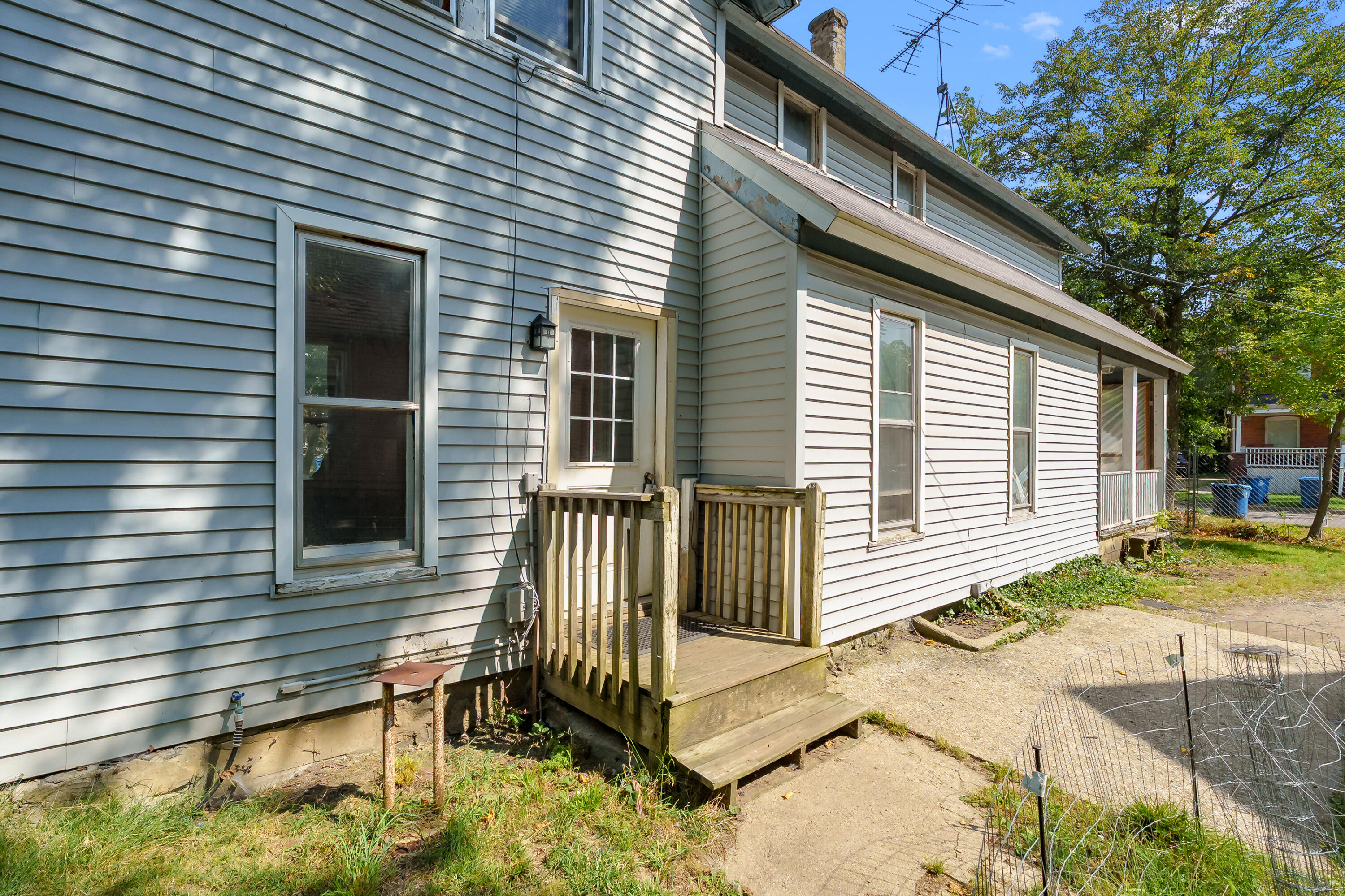 829 Simpson Street Kalamazoo MI 49007