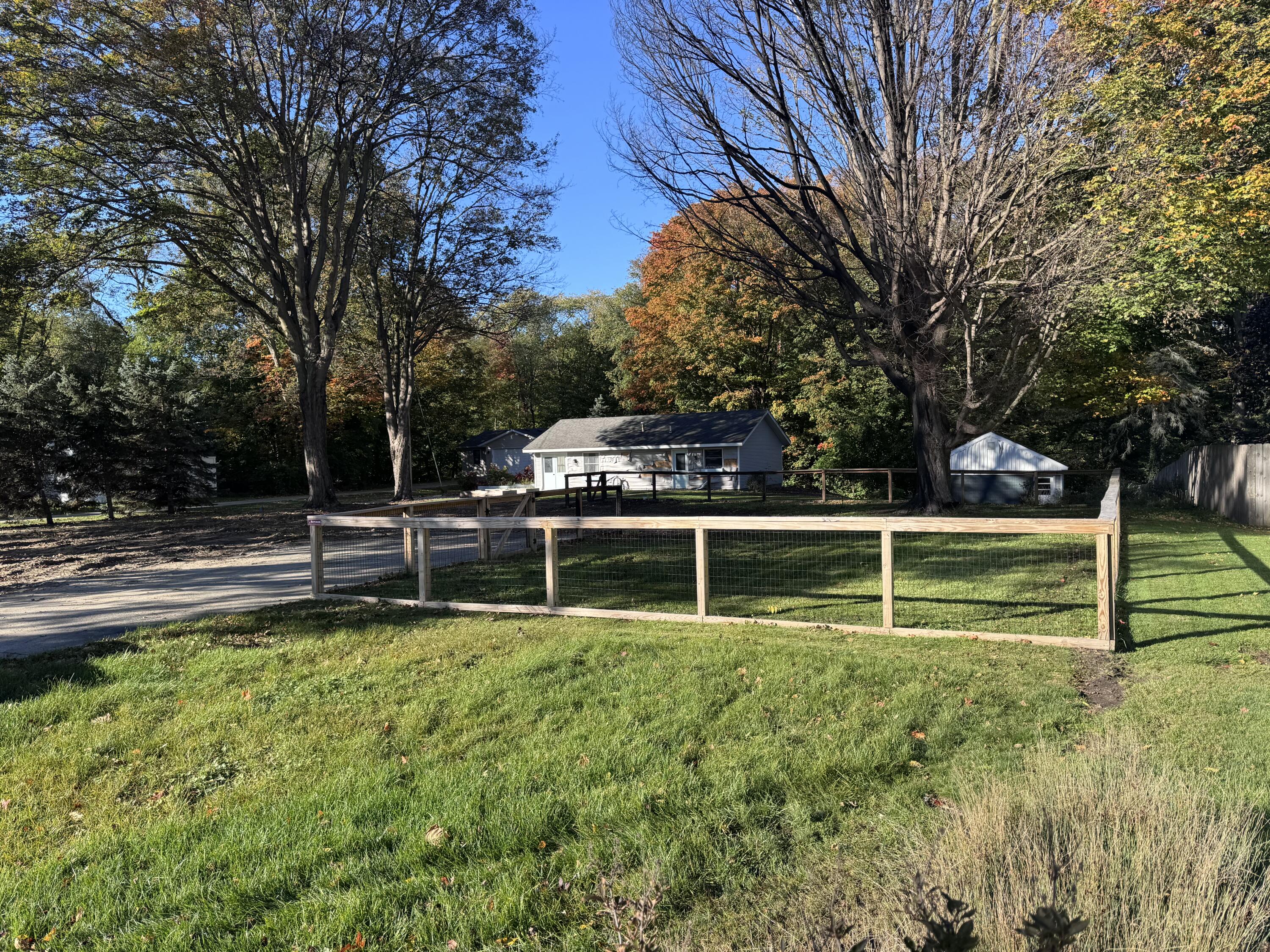 610 S 160th Avenue Holland MI 49423