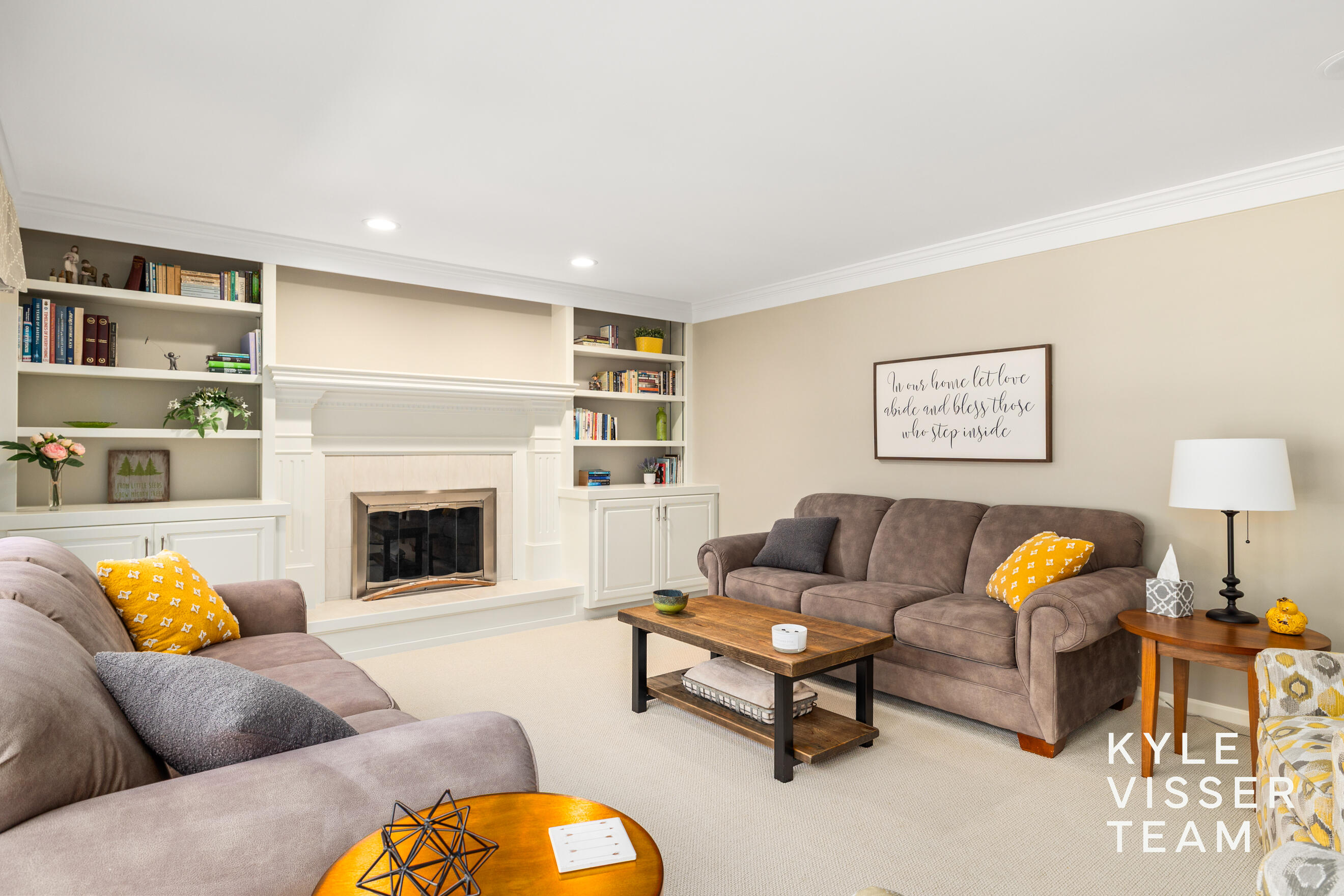 6728 Gleneagles Drive SE Grand Rapids MI 49546