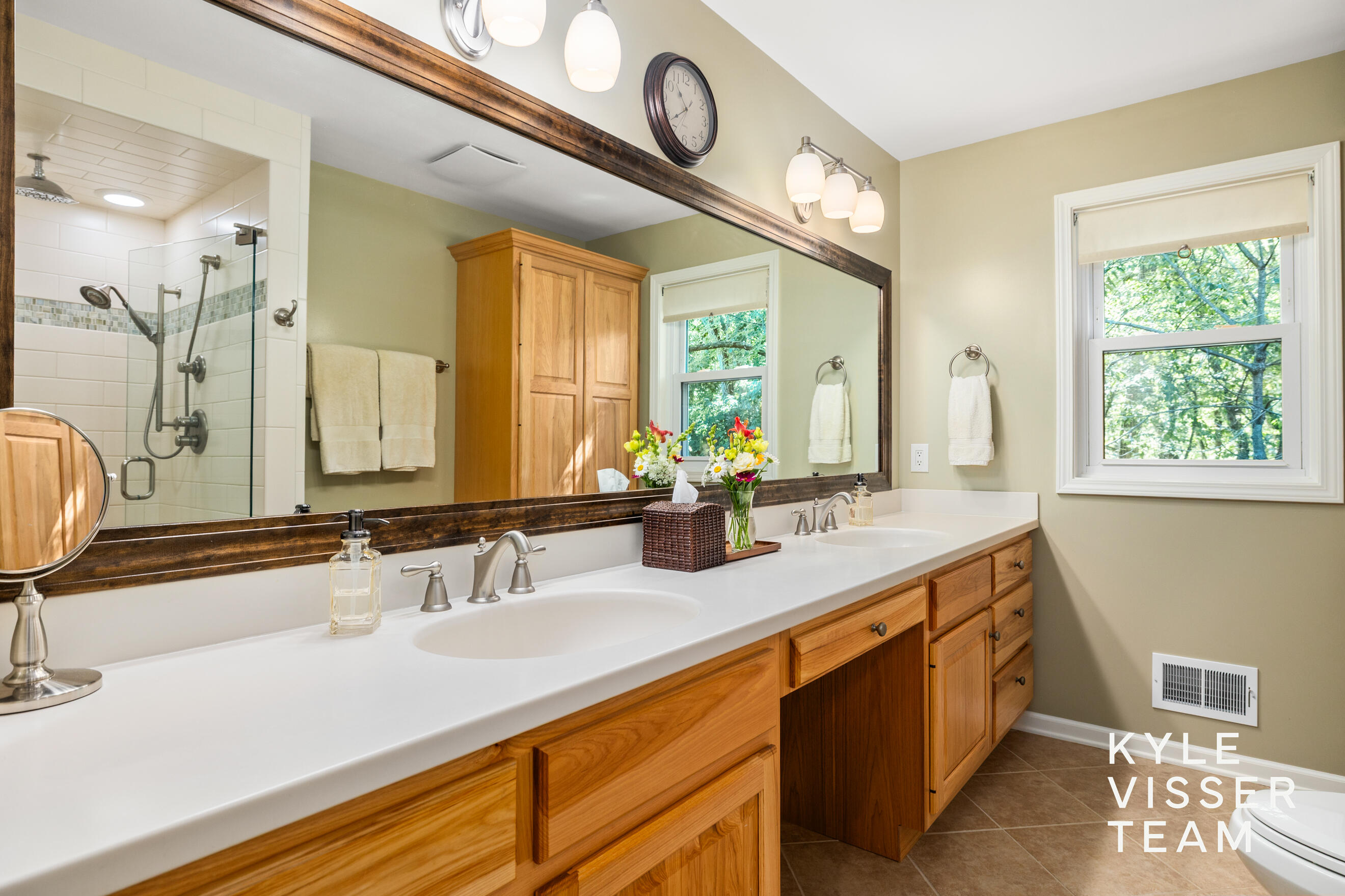 6728 Gleneagles Drive SE Grand Rapids MI 49546