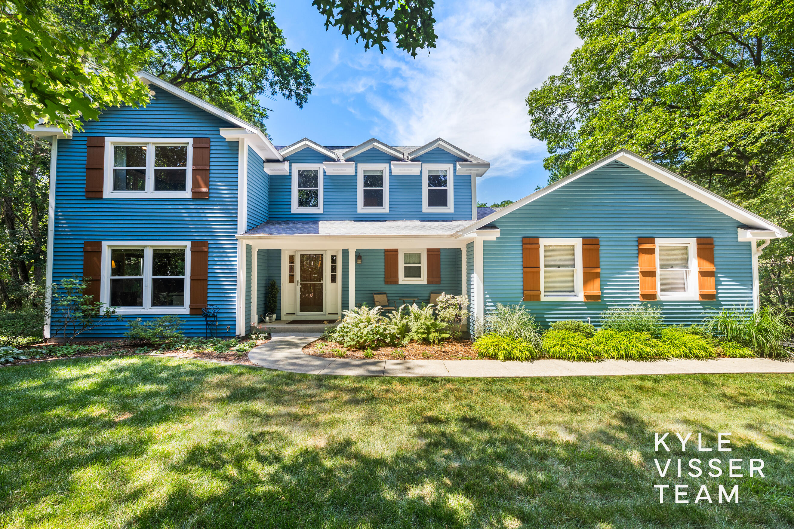 6728 Gleneagles Drive SE Grand Rapids MI 49546