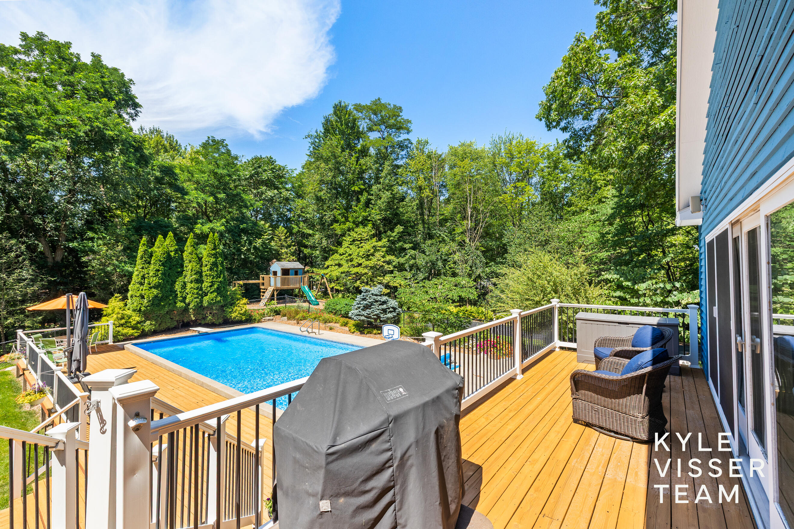 6728 Gleneagles Drive SE Grand Rapids MI 49546