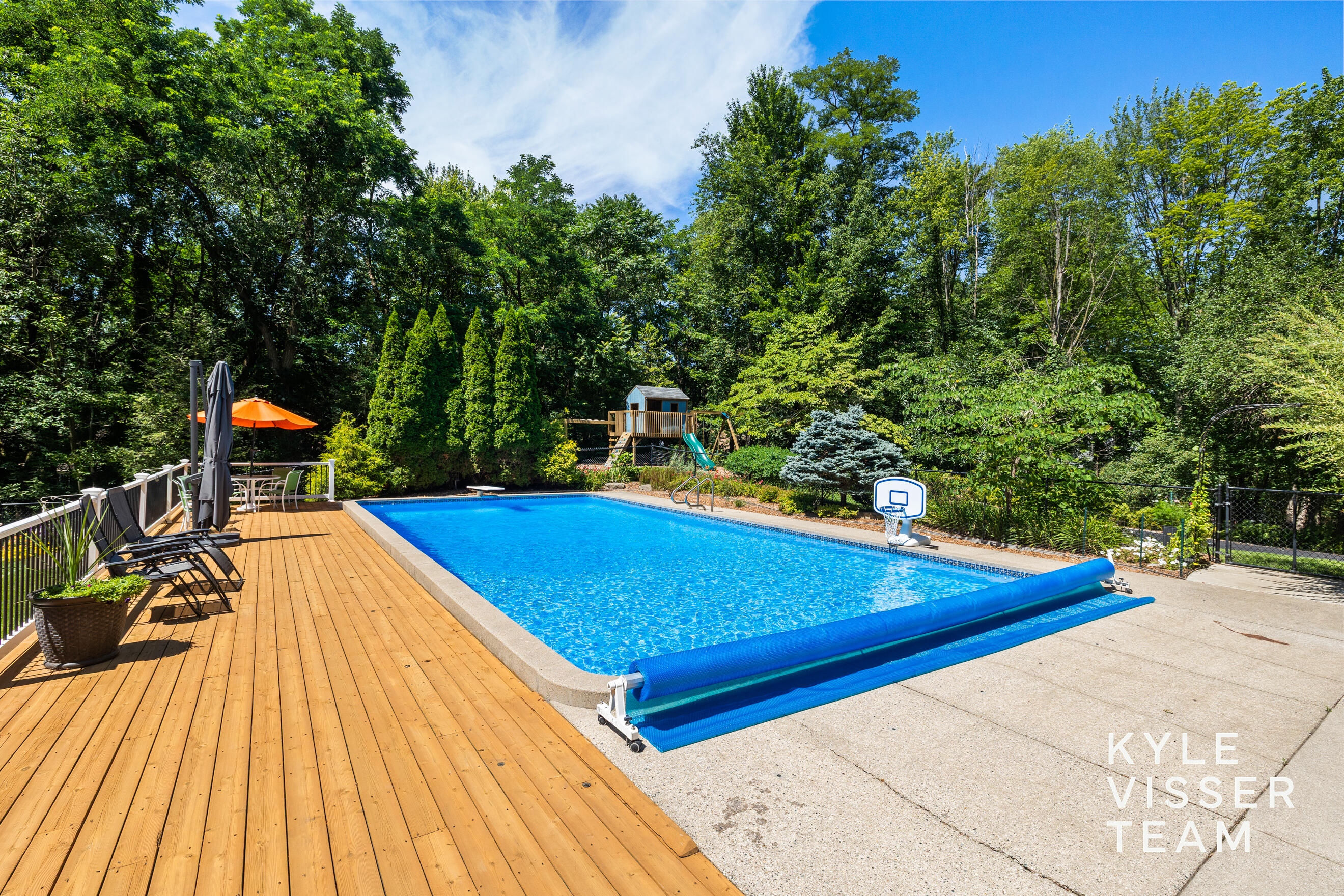 6728 Gleneagles Drive SE Grand Rapids MI 49546