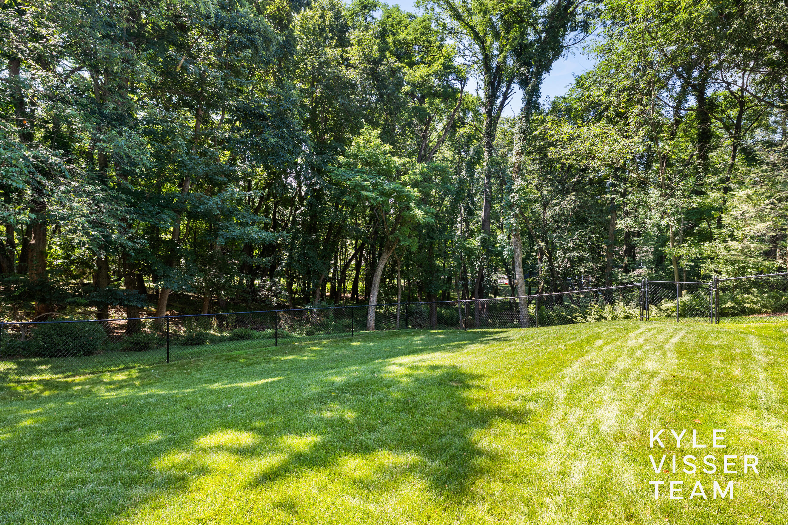 6728 Gleneagles Drive SE Grand Rapids MI 49546