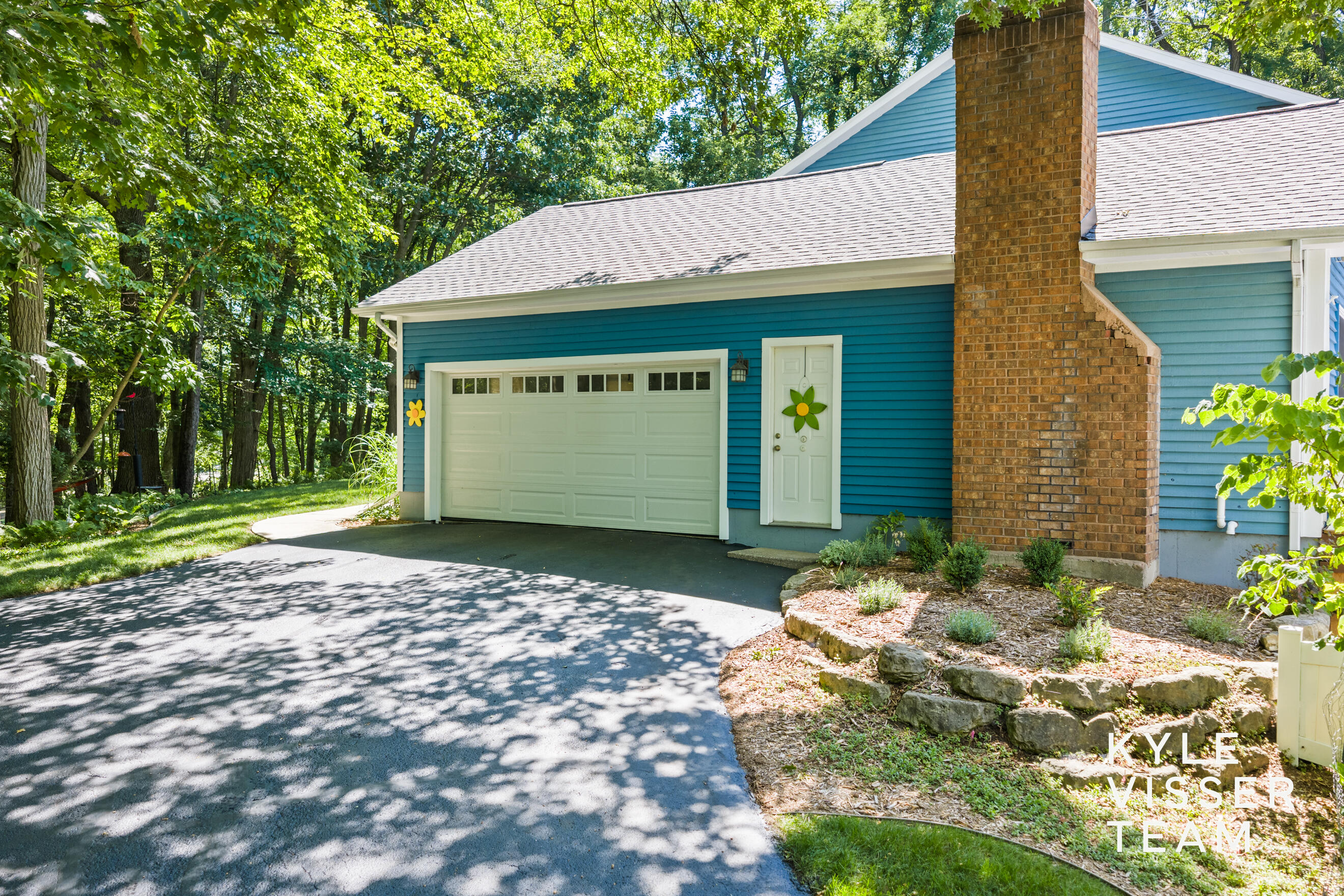 6728 Gleneagles Drive SE Grand Rapids MI 49546