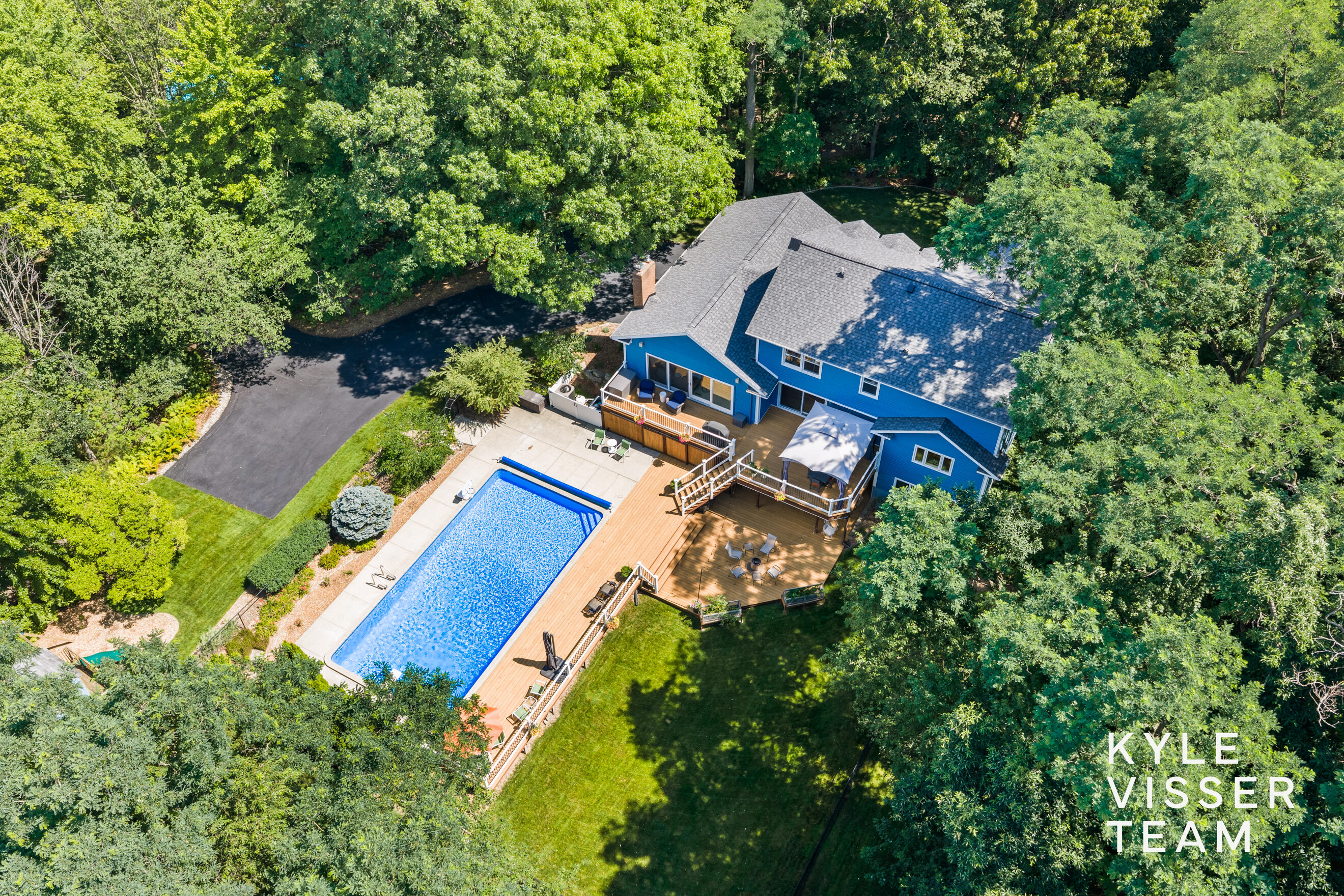 6728 Gleneagles Drive SE Grand Rapids MI 49546