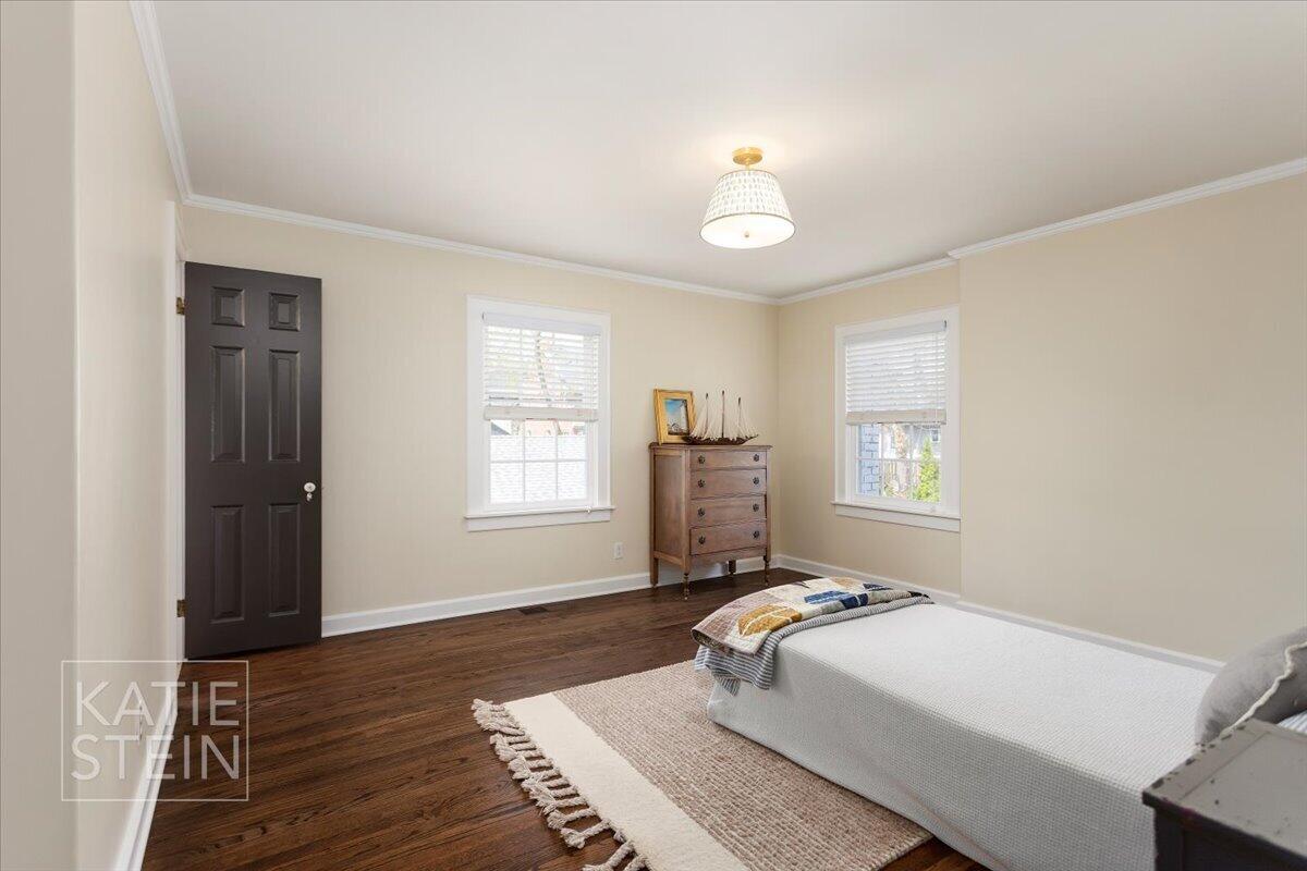 833 Gladstone Drive SE East Grand Rapids MI 49506