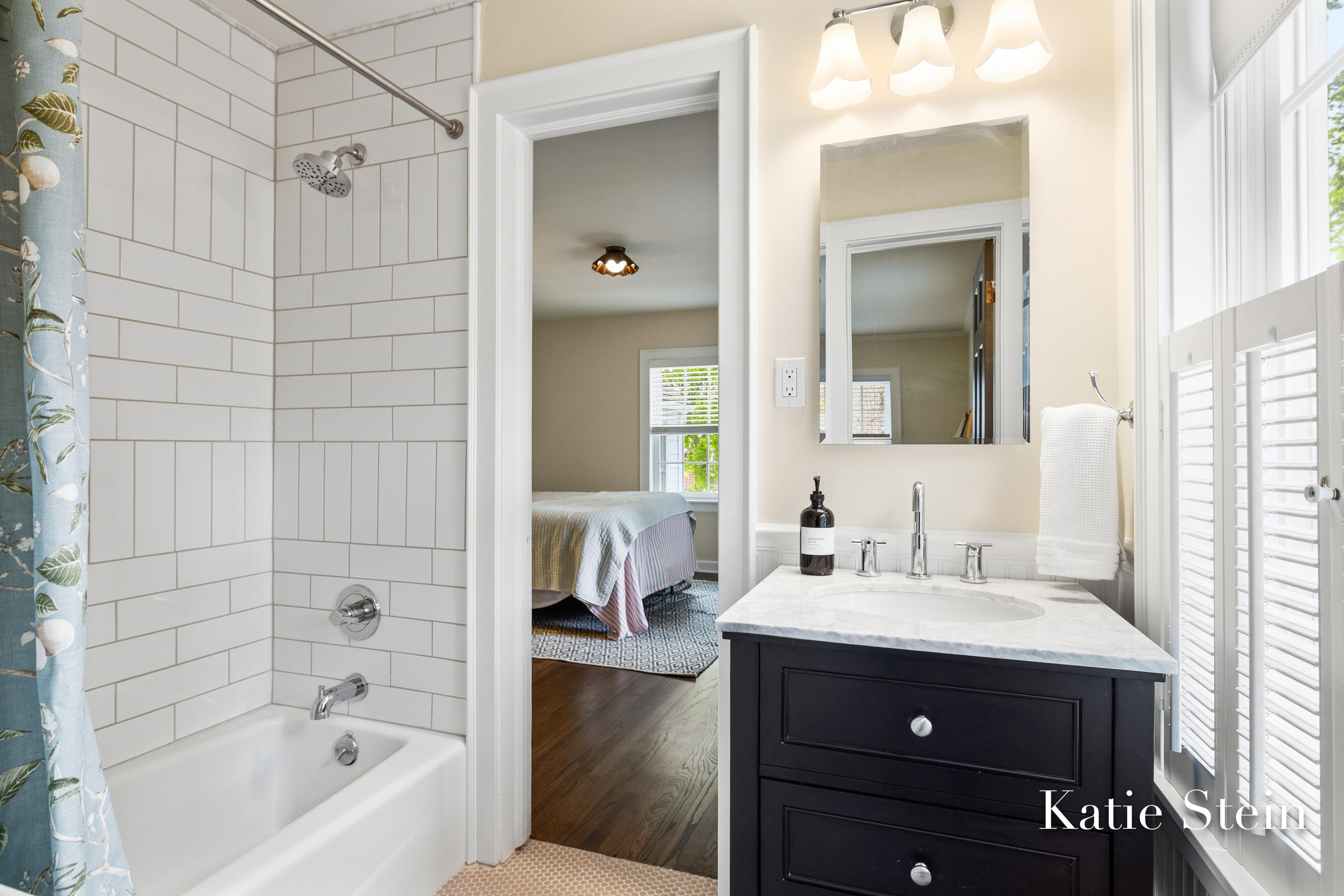 833 Gladstone Drive SE East Grand Rapids MI 49506