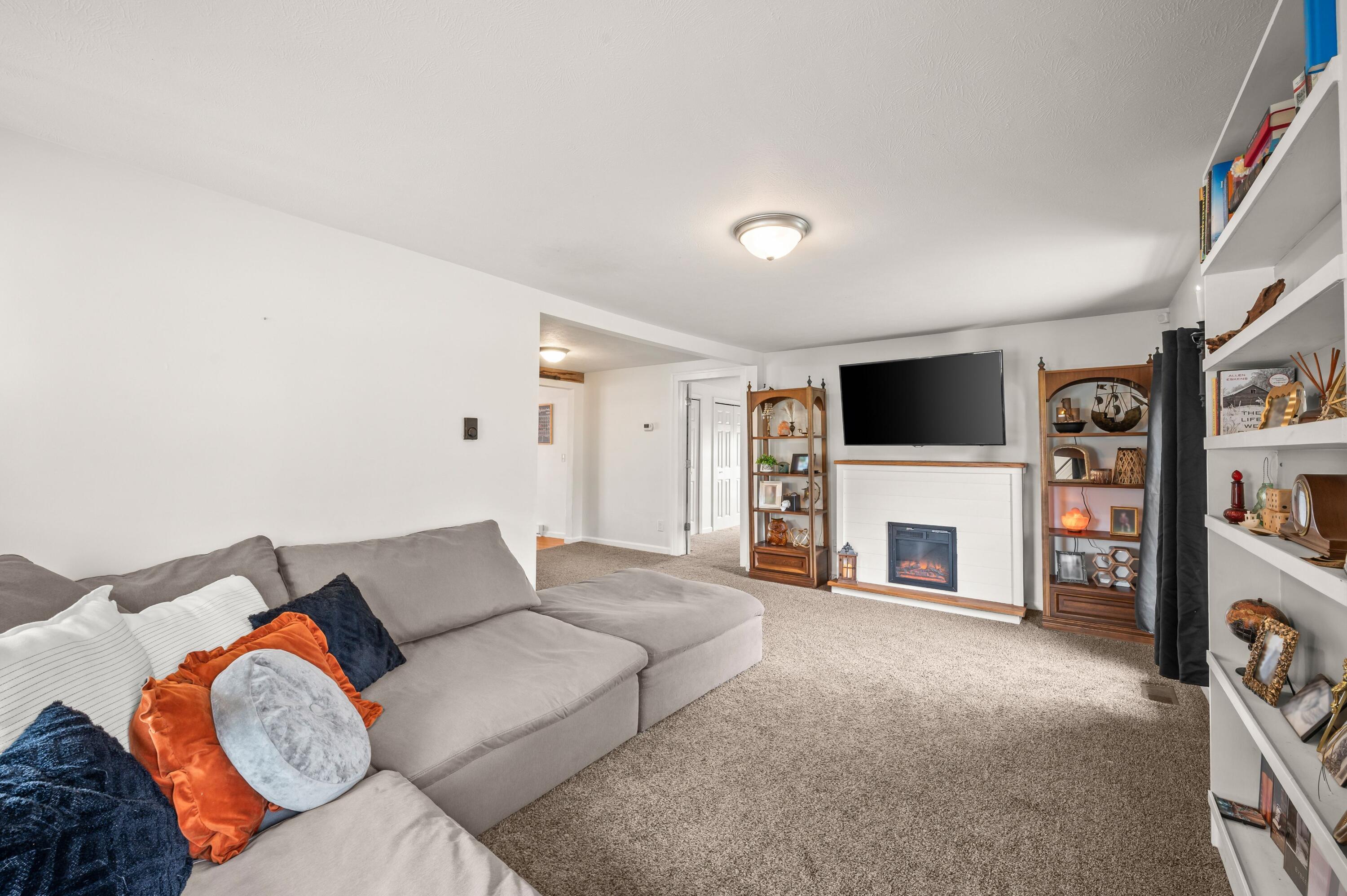 3017 Walton Road Buchanan MI 49107