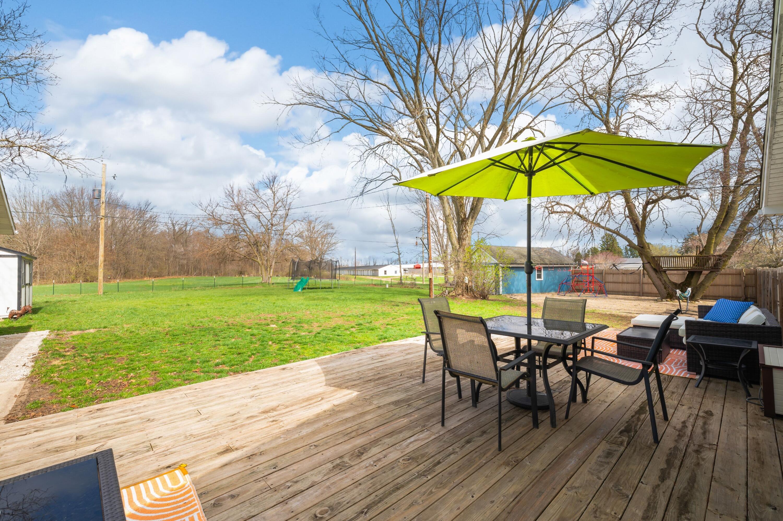 3017 Walton Road Buchanan MI 49107