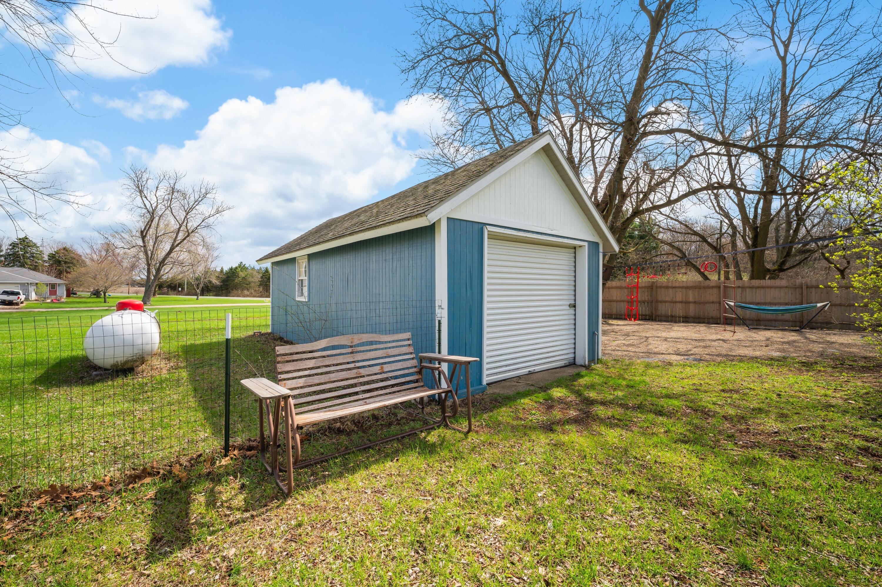 3017 Walton Road Buchanan MI 49107