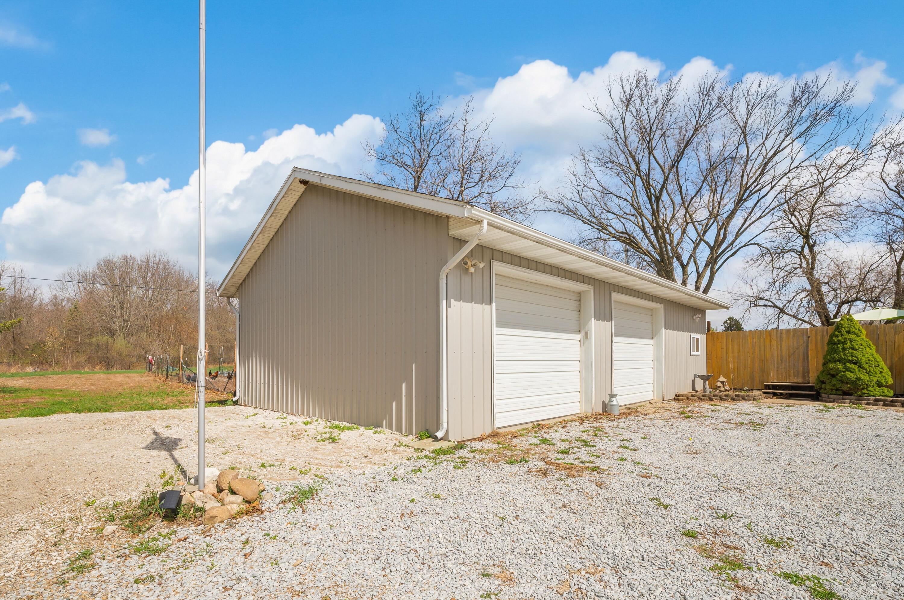 3017 Walton Road Buchanan MI 49107