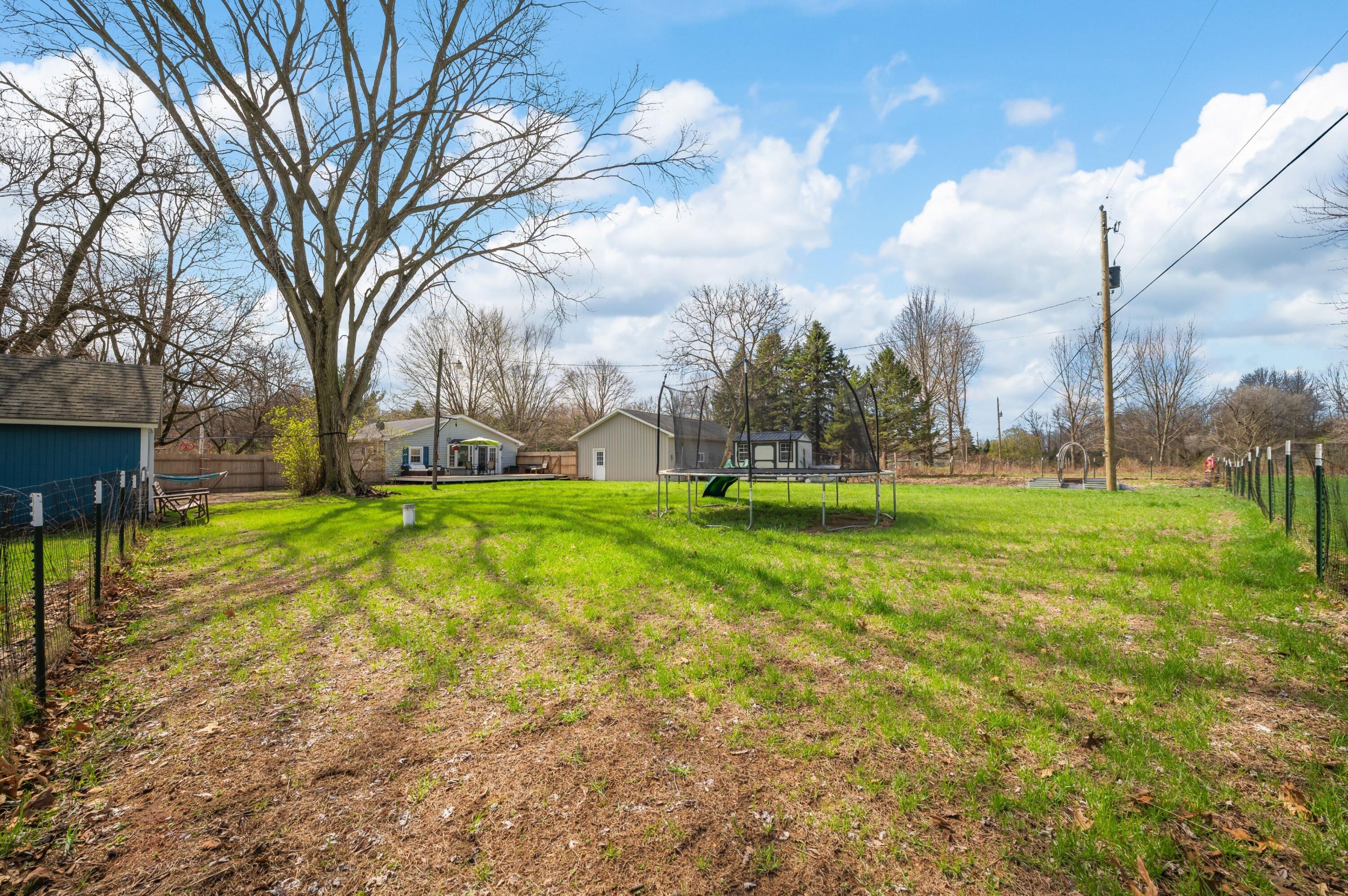 3017 Walton Road Buchanan MI 49107