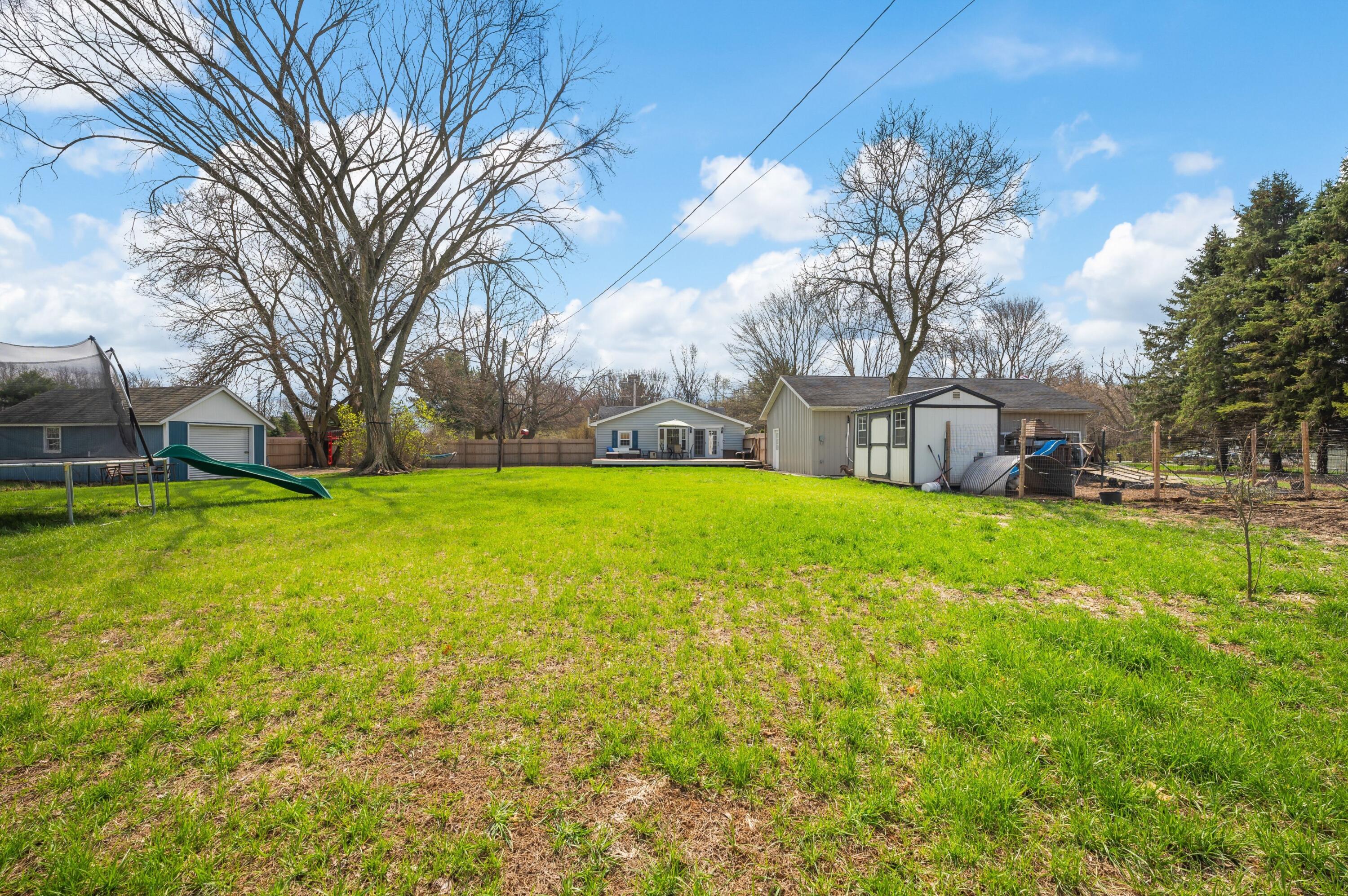 3017 Walton Road Buchanan MI 49107