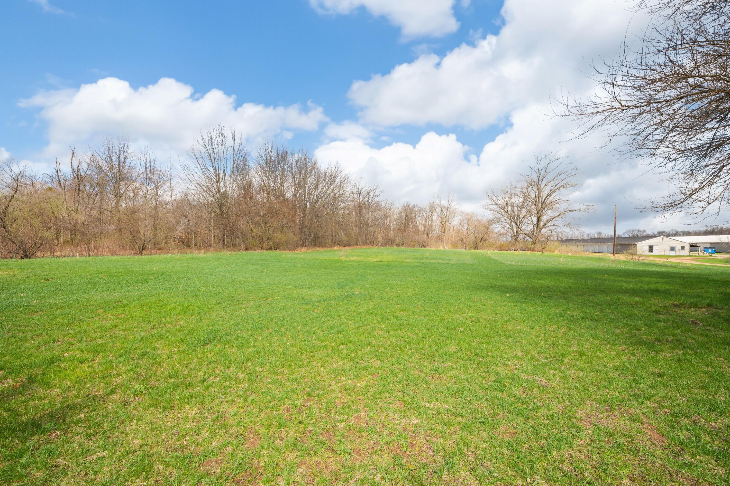 3017 Walton Road Buchanan MI 49107