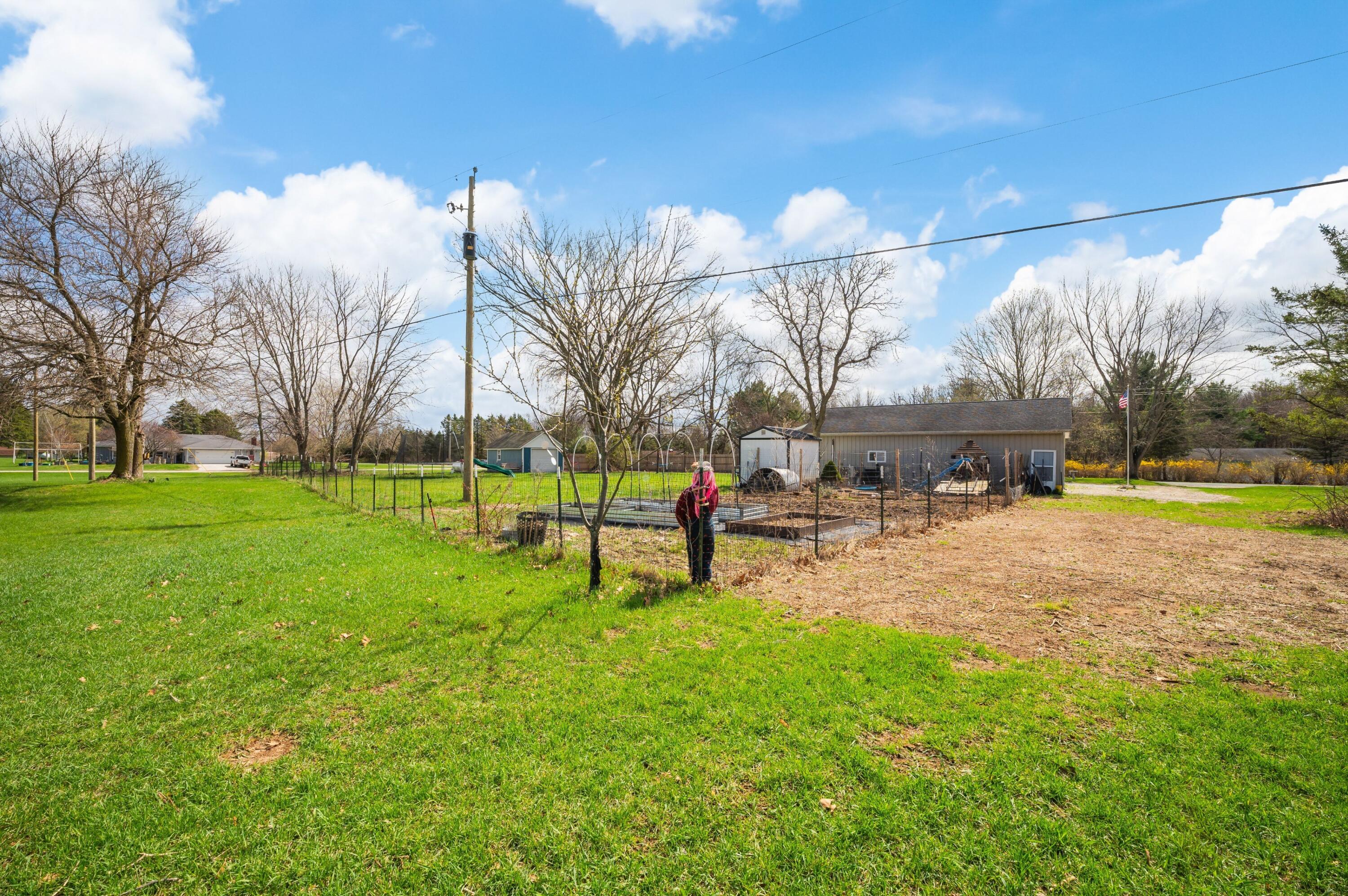 3017 Walton Road Buchanan MI 49107