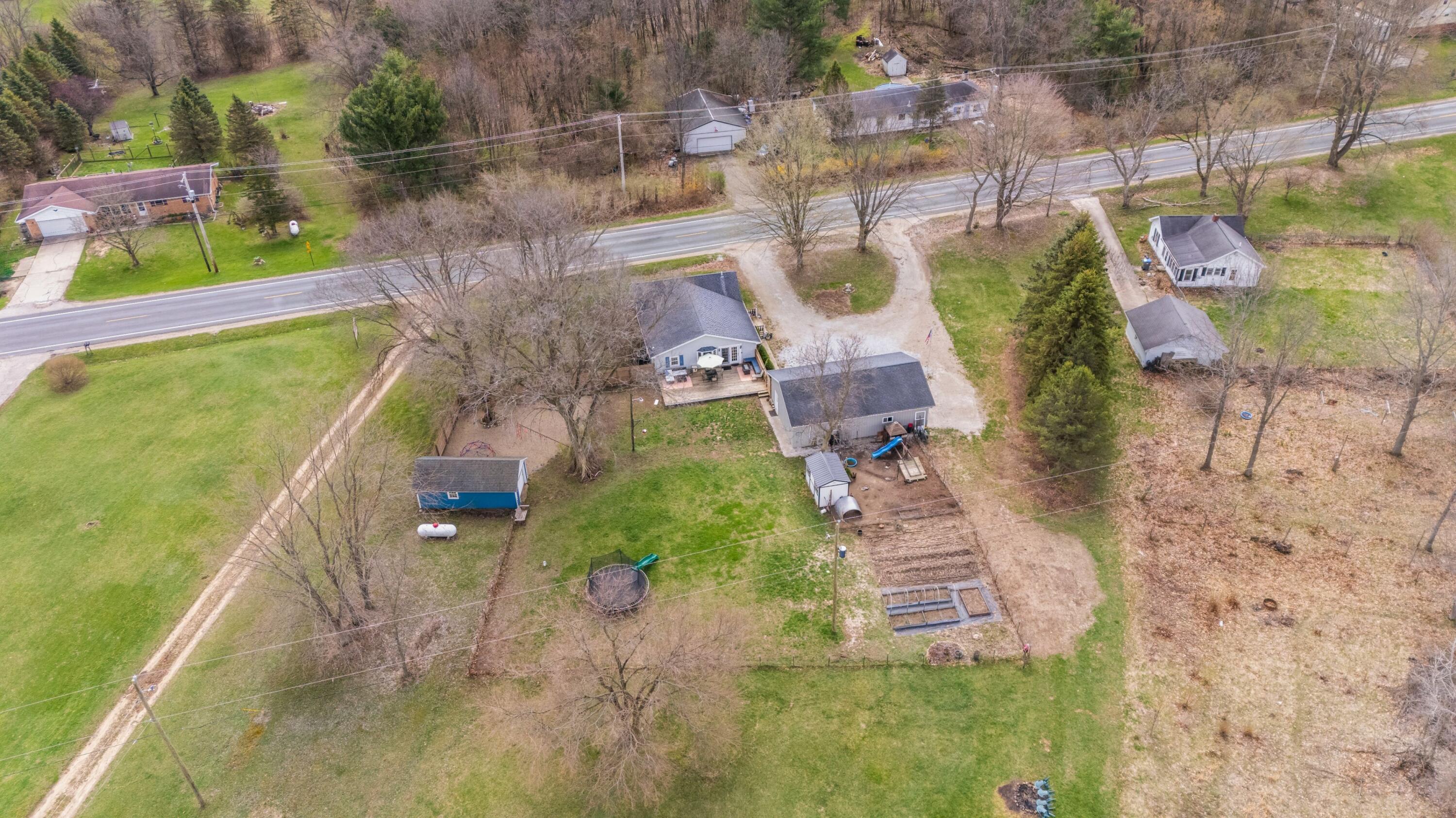 3017 Walton Road Buchanan MI 49107