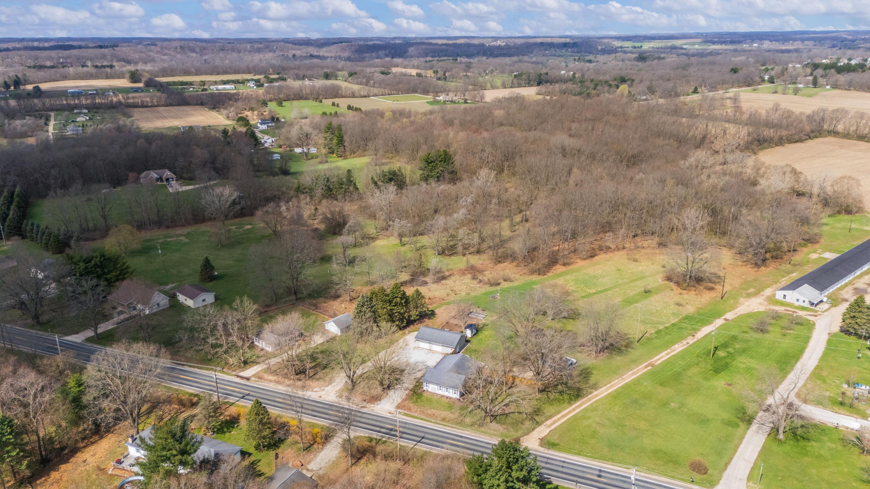 3017 Walton Road Buchanan MI 49107