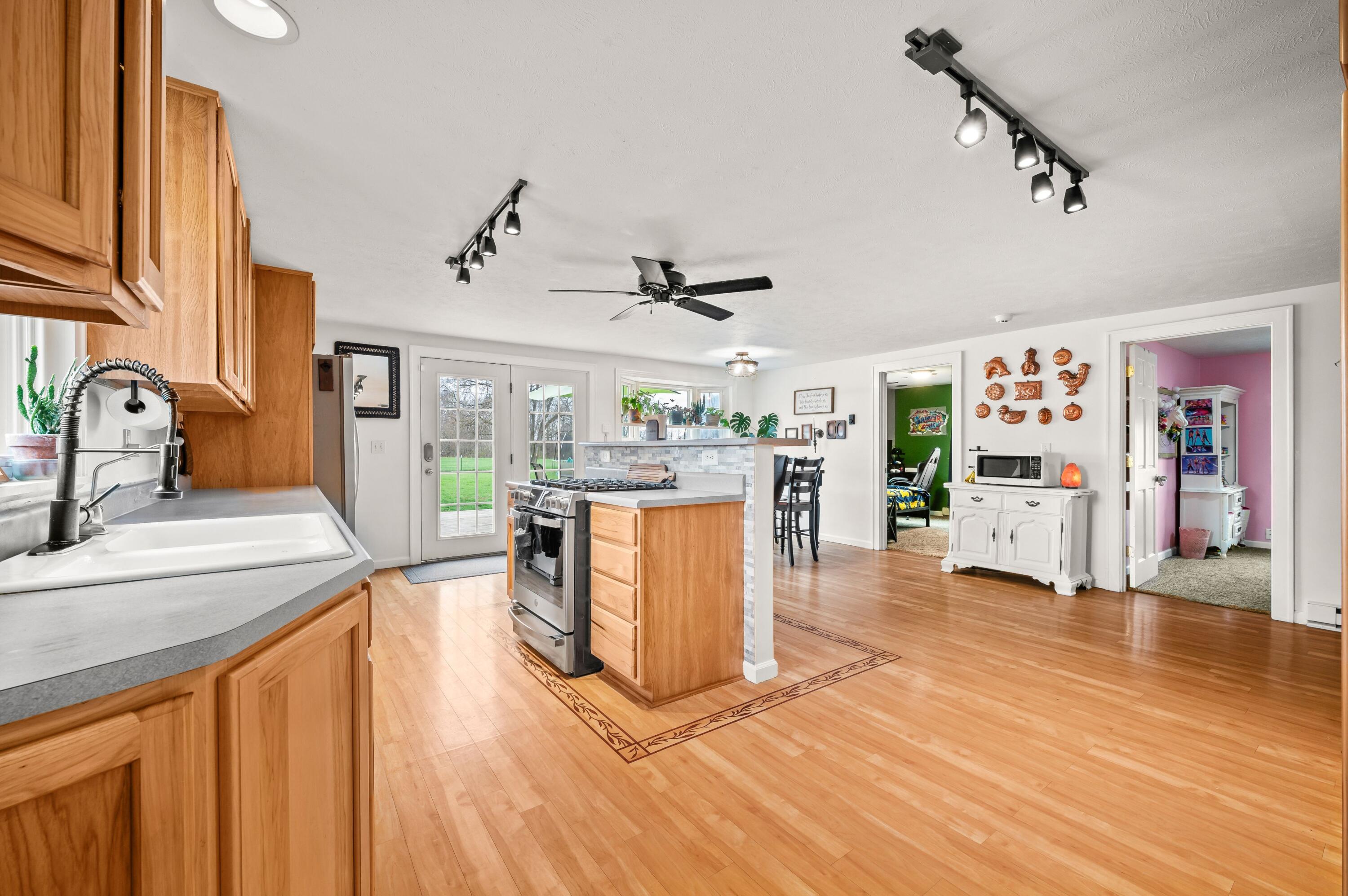3017 Walton Road Buchanan MI 49107