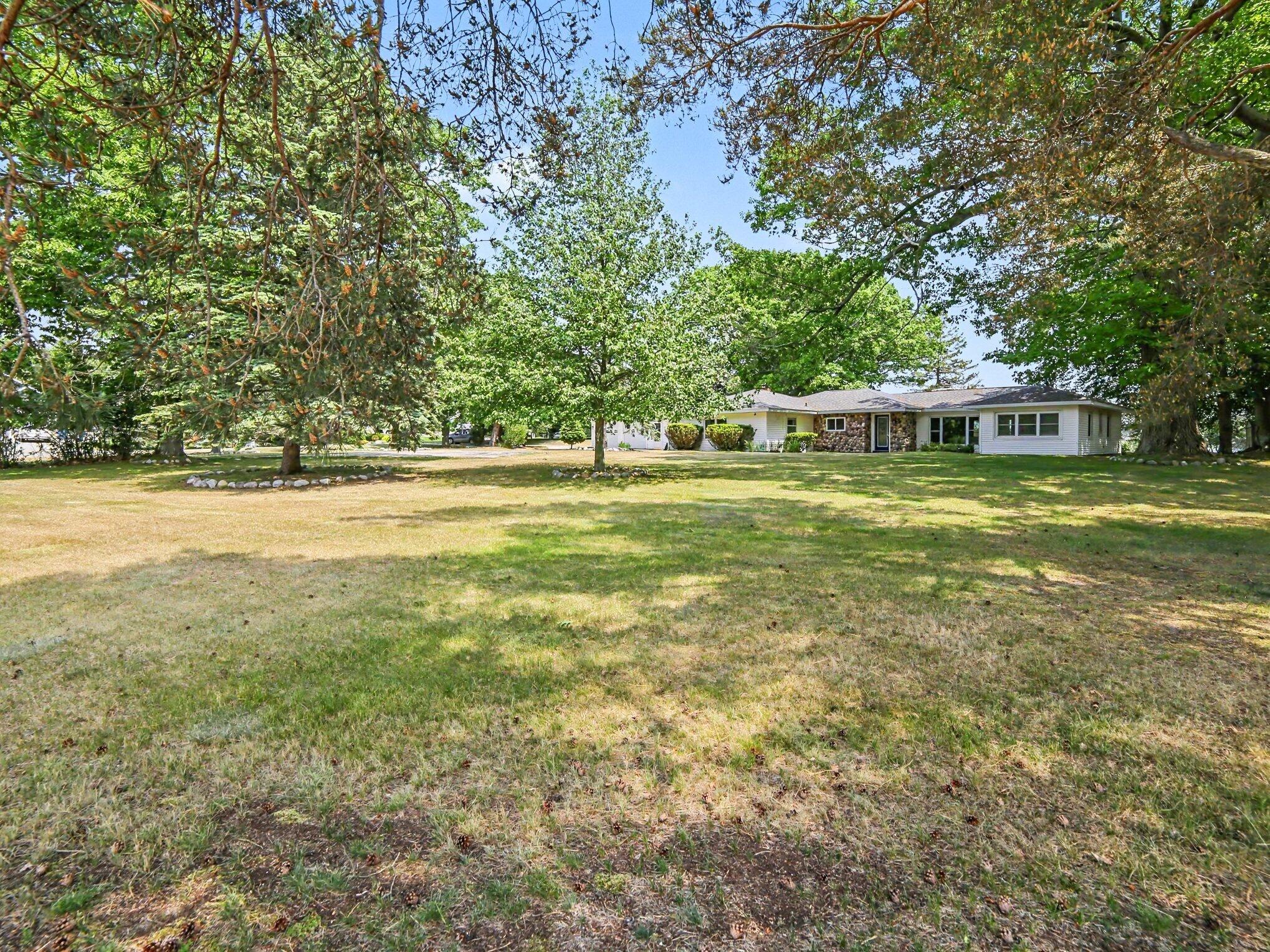 1358 N Lakeshore Drive Ludington MI 49431