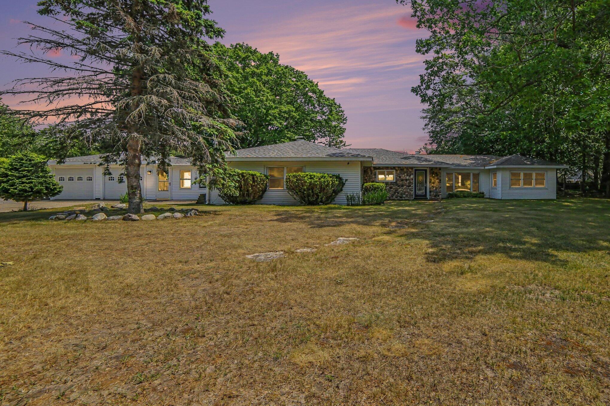 1358 N Lakeshore Drive Ludington MI 49431
