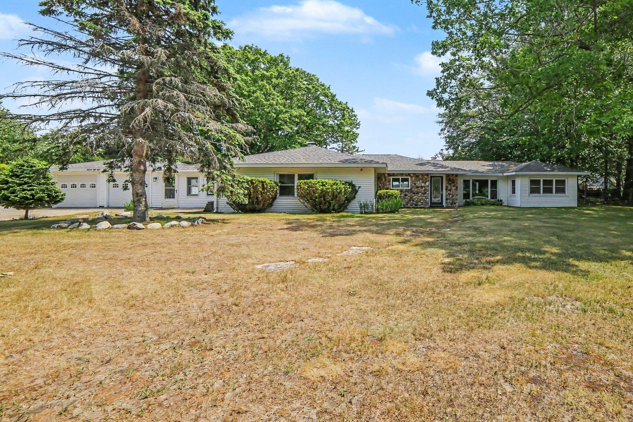 1358 N Lakeshore Drive Ludington MI 49431