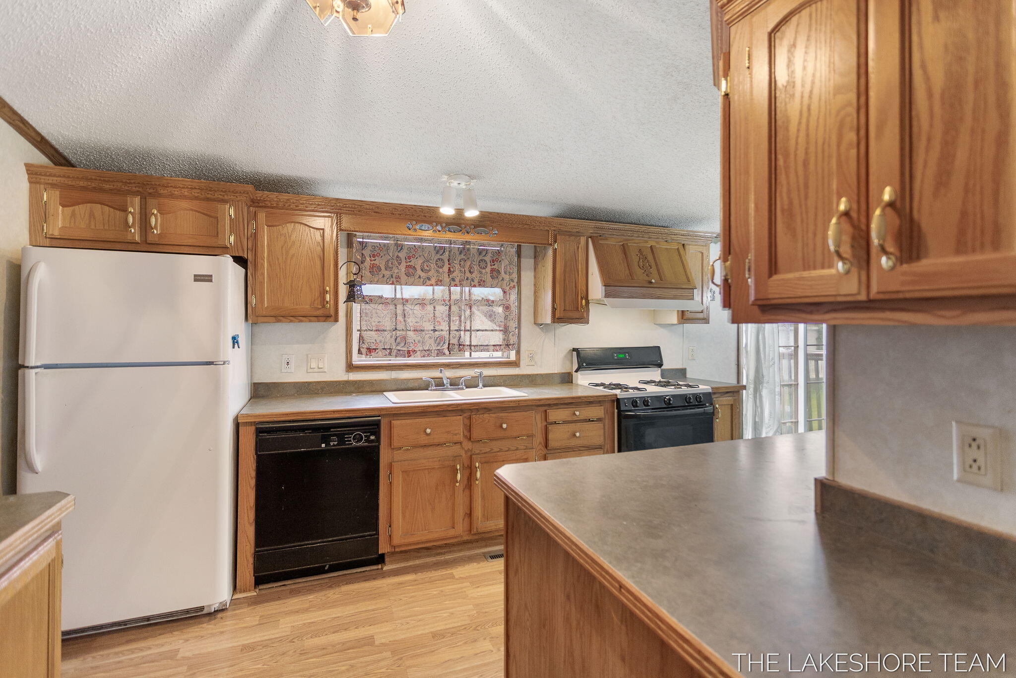 3274 Barbaray Way Holland MI 49424