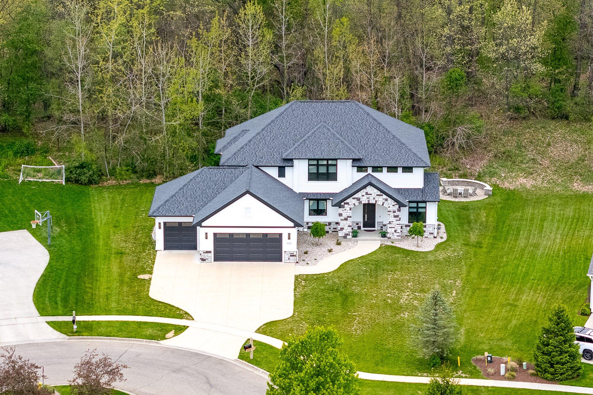 4010 Hollow Wood Drive Portage MI 49024