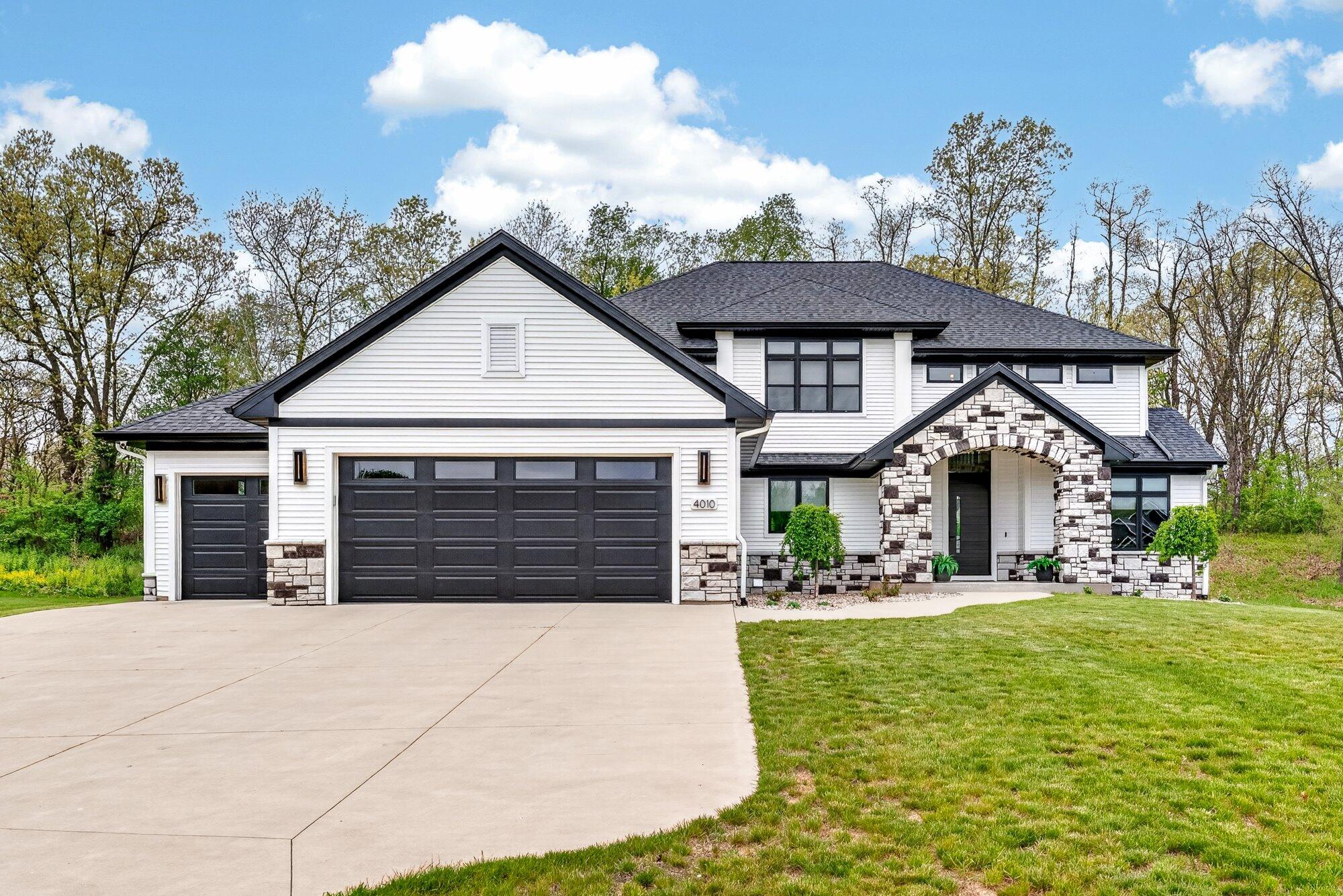 4010 Hollow Wood Drive Portage MI 49024