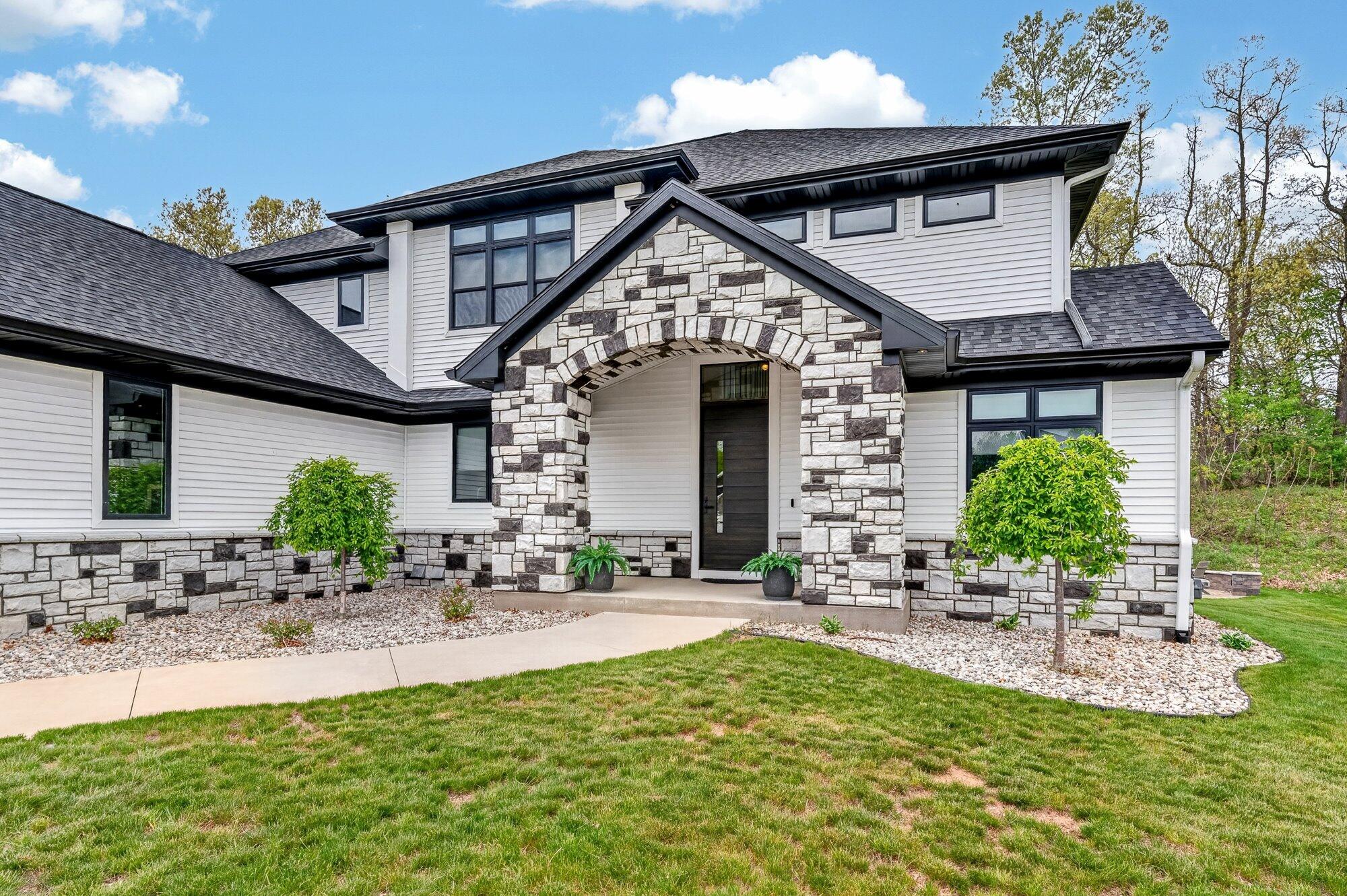 4010 Hollow Wood Drive Portage MI 49024