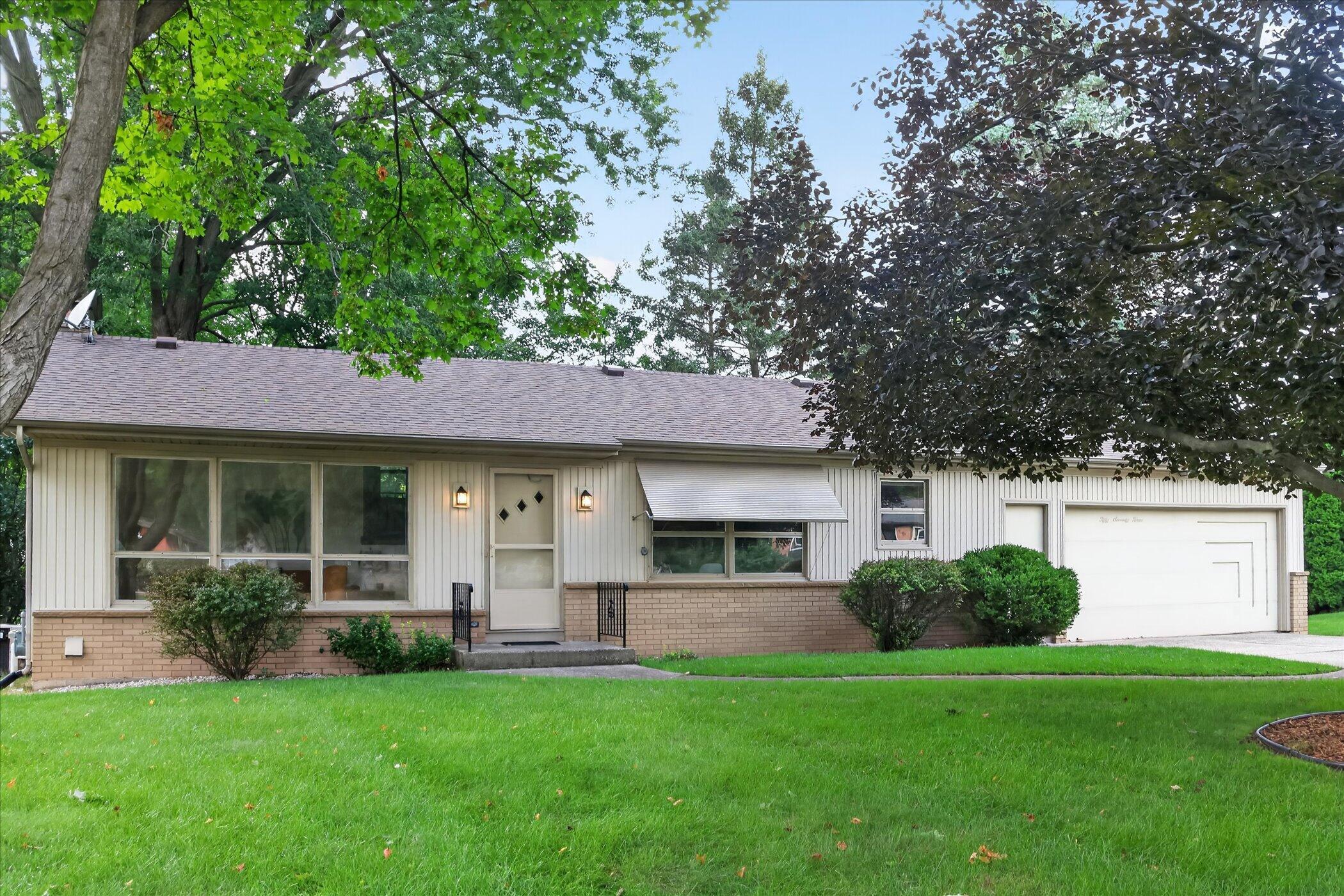 5073 Hillwood Court SE Grand Rapids MI 49508