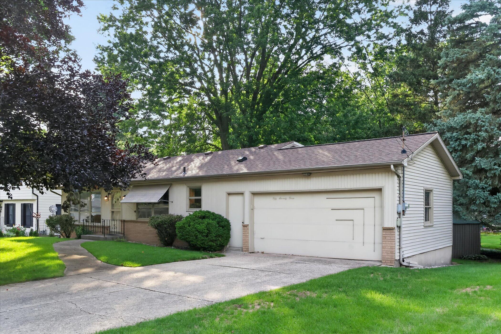 5073 Hillwood Court SE Grand Rapids MI 49508