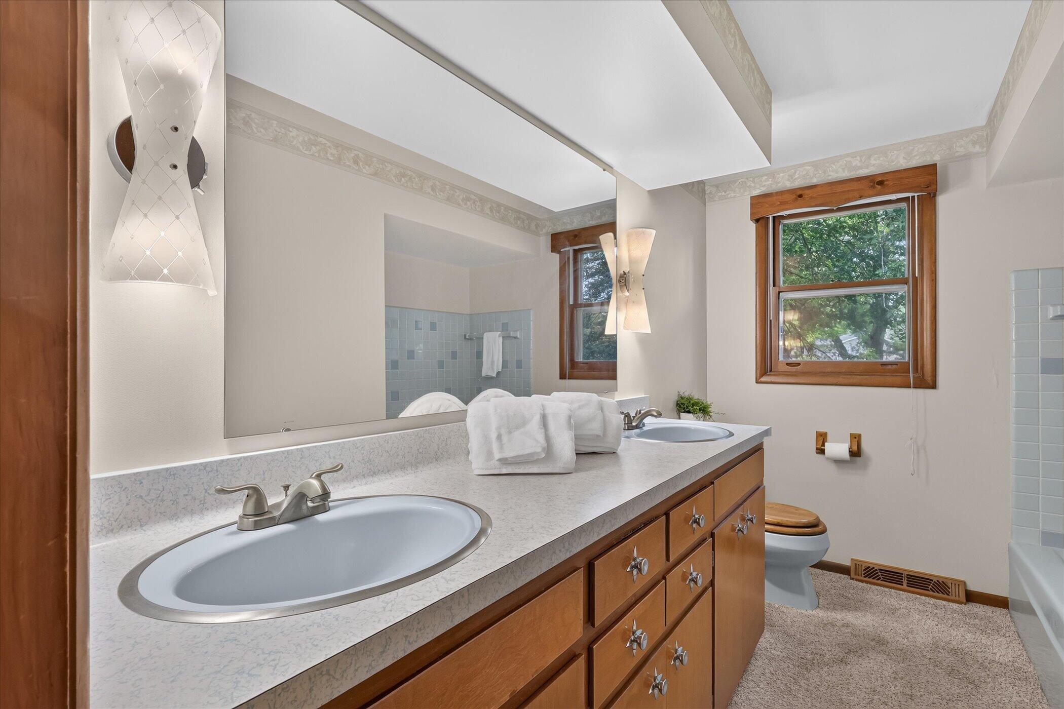5073 Hillwood Court SE Grand Rapids MI 49508
