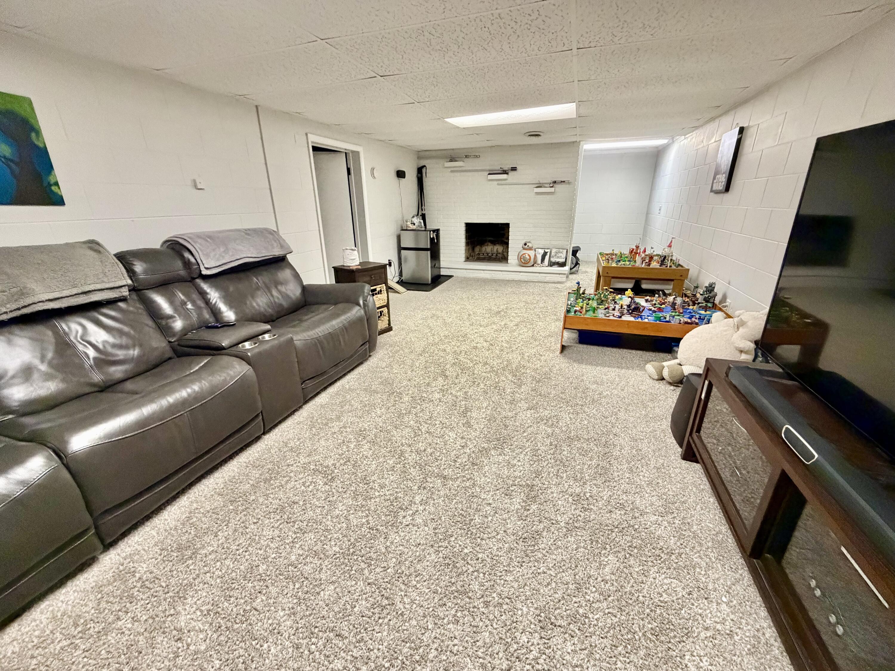 3063 Glenside Boulevard Muskegon MI 49441