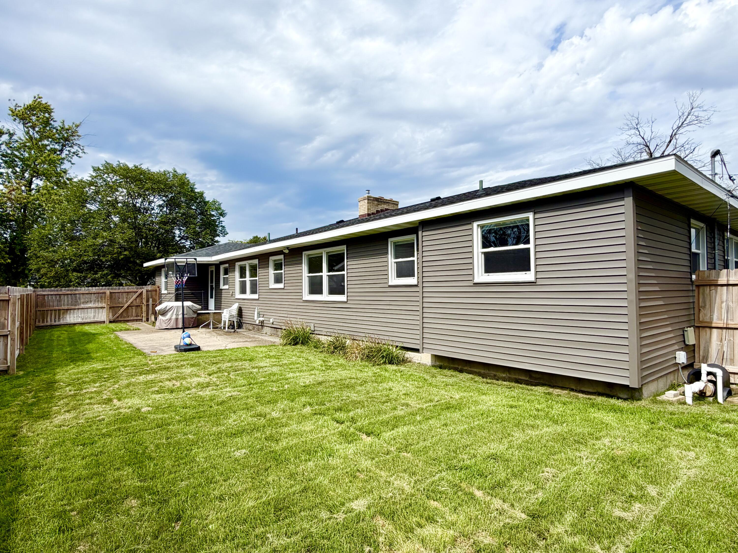 3063 Glenside Boulevard Muskegon MI 49441