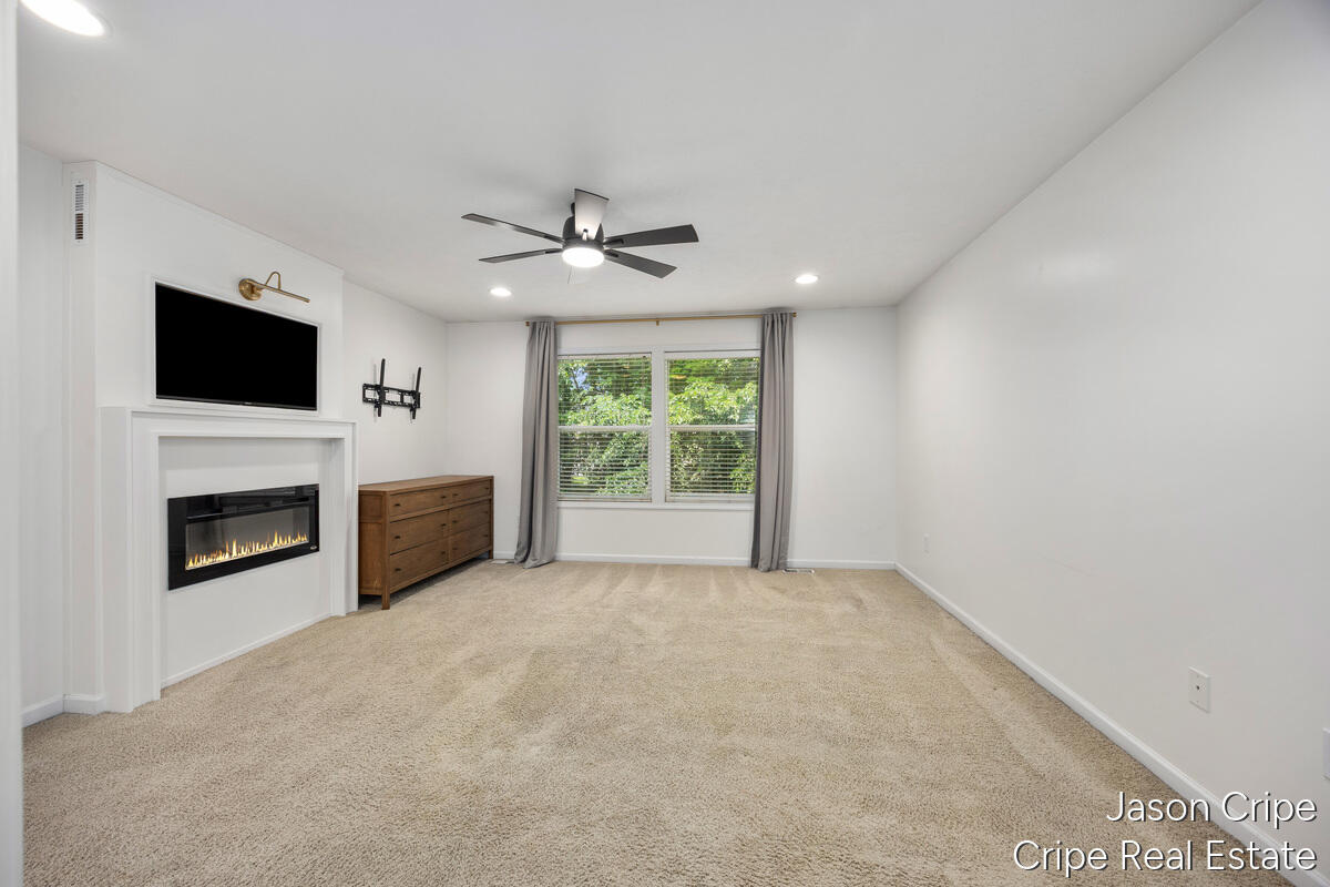 3523 Long Grove Drive SE Grand Rapids MI 49512