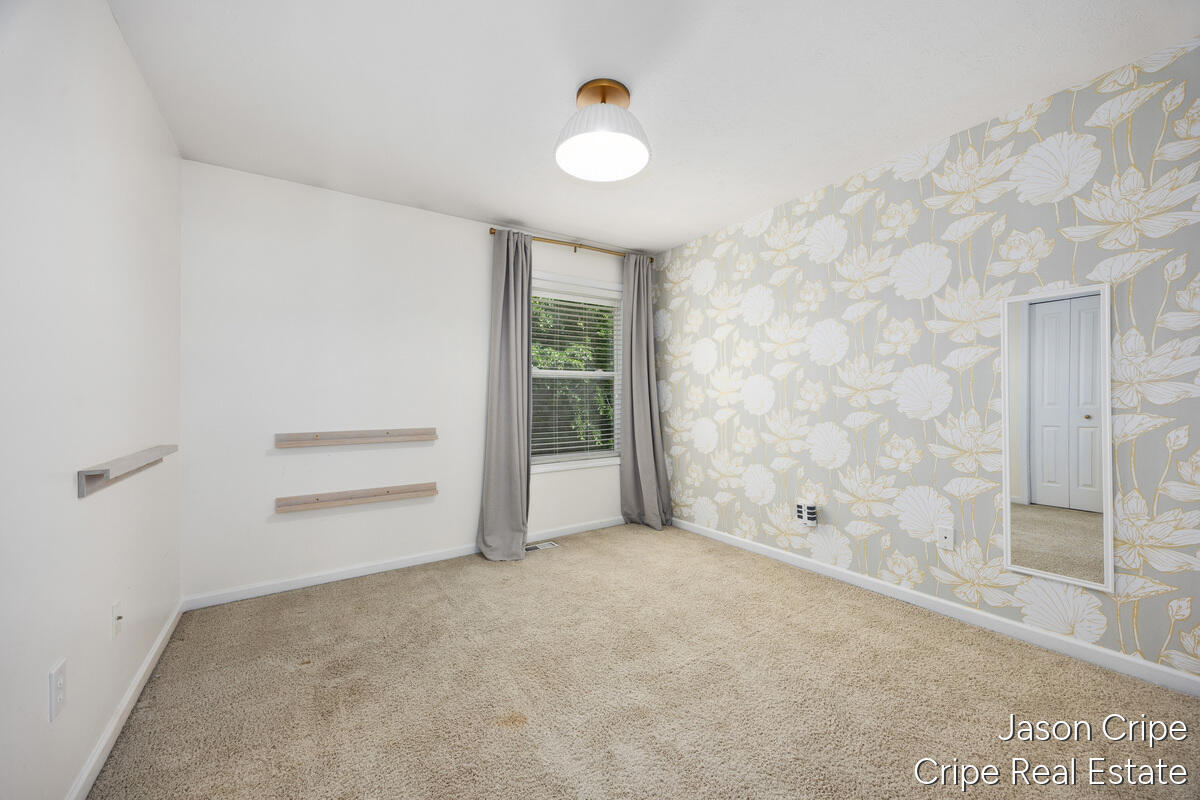 3523 Long Grove Drive SE Grand Rapids MI 49512