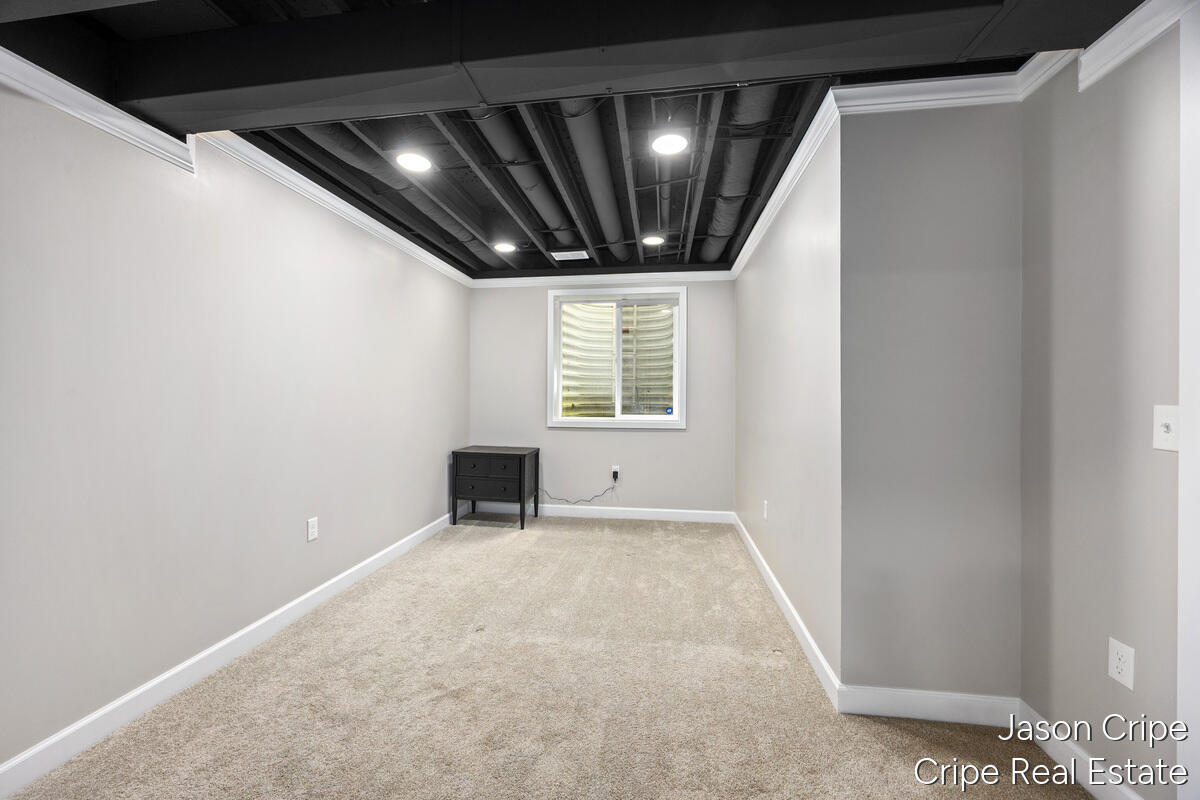 3523 Long Grove Drive SE Grand Rapids MI 49512