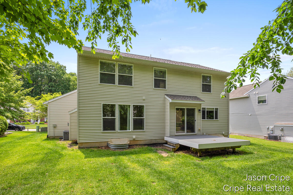3523 Long Grove Drive SE Grand Rapids MI 49512