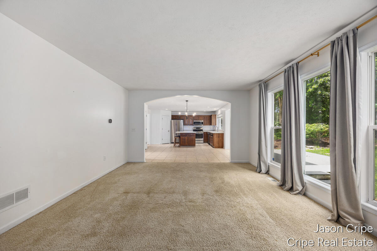 3523 Long Grove Drive SE Grand Rapids MI 49512