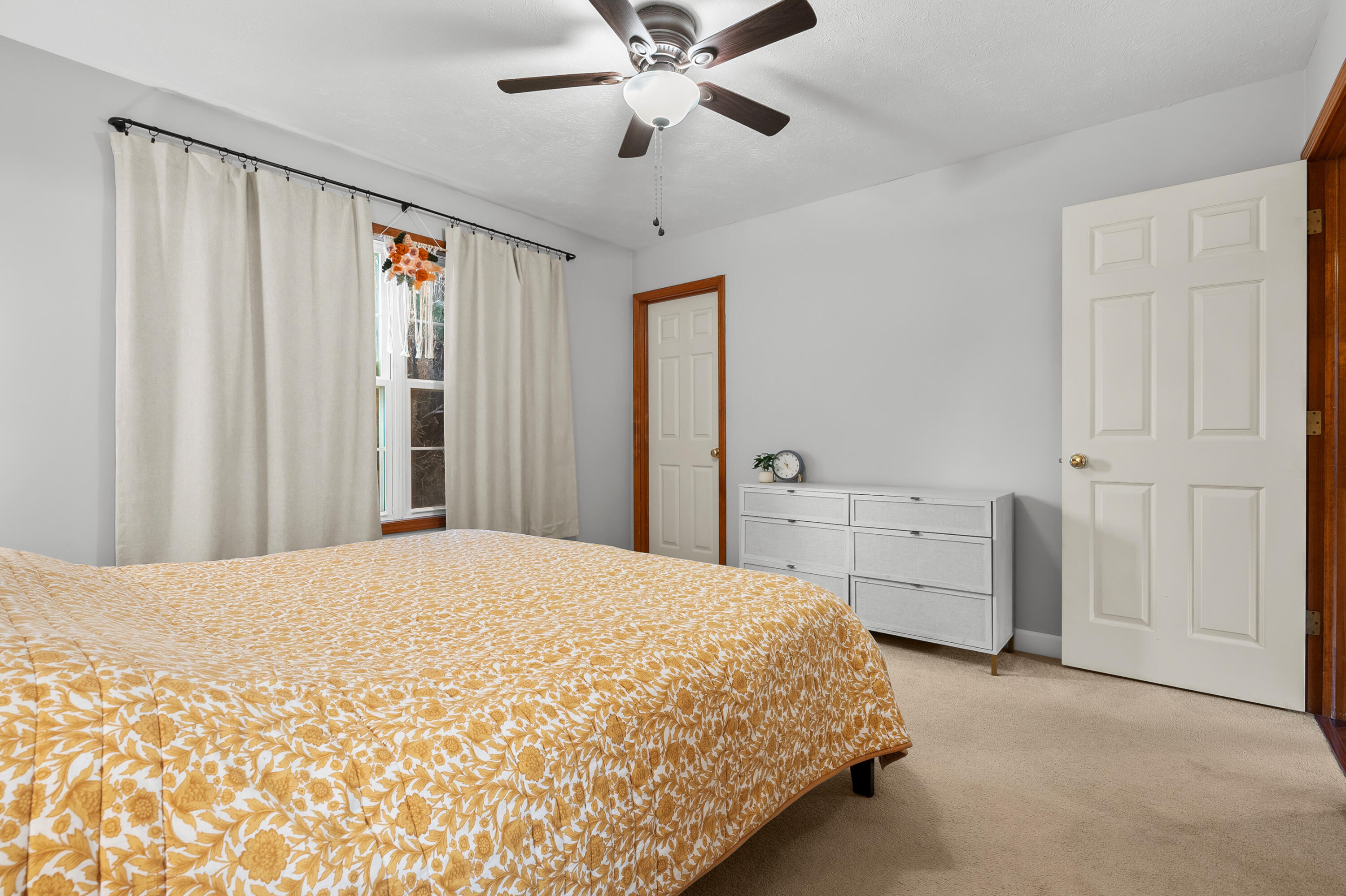 3061 Mandarin Grove Lane Kalamazoo MI 49004