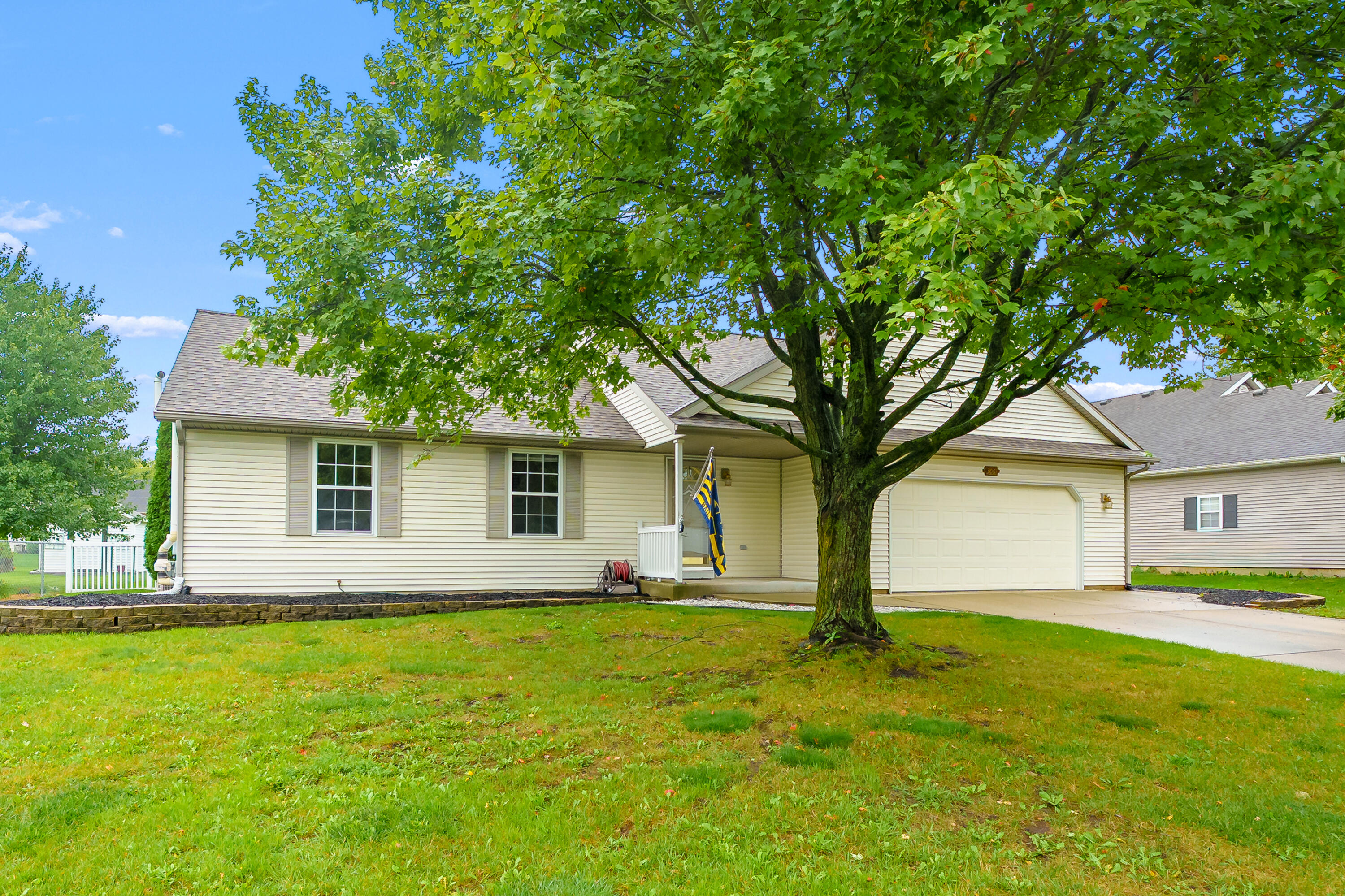 3061 Mandarin Grove Lane Kalamazoo MI 49004