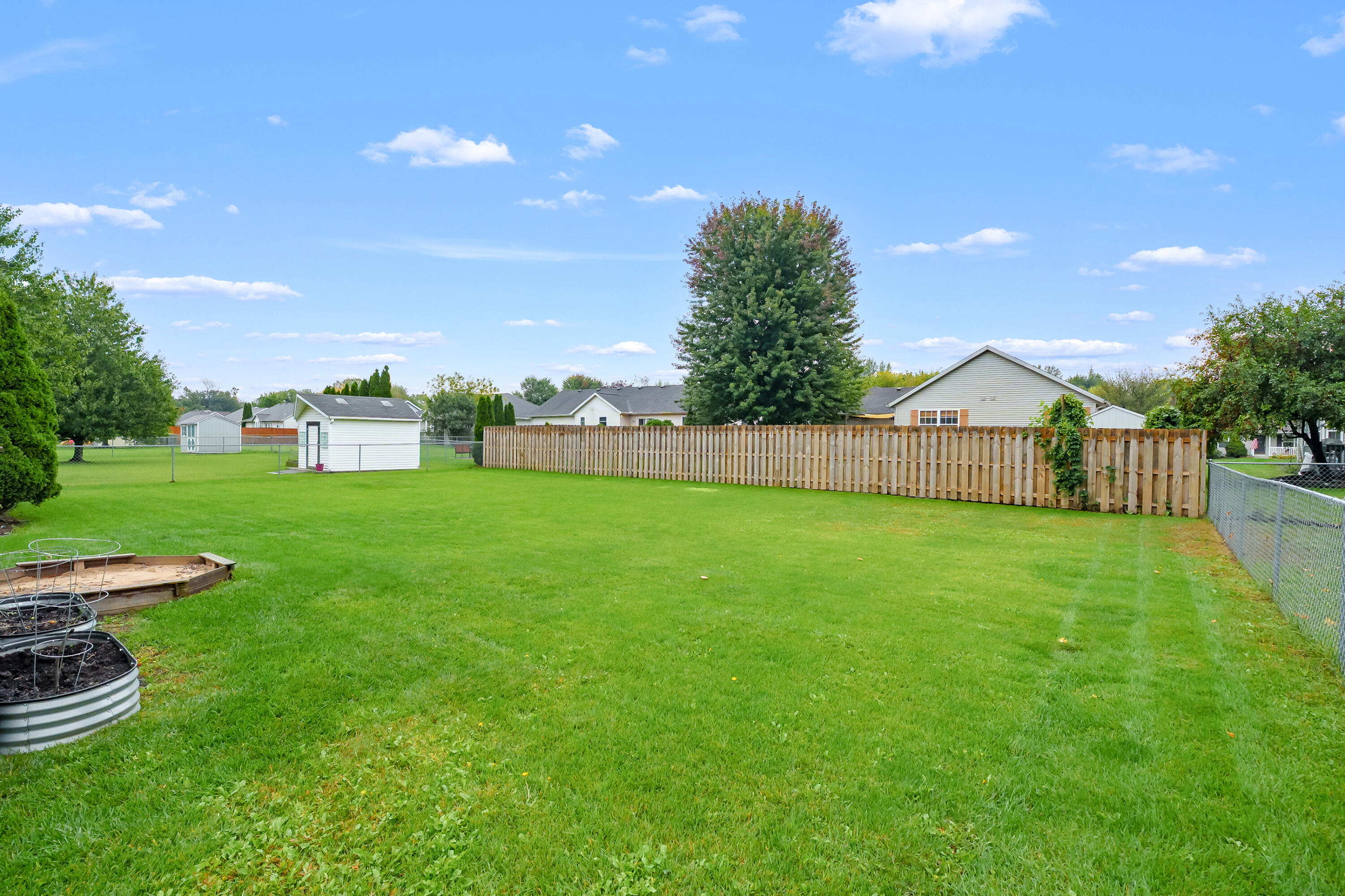 3061 Mandarin Grove Lane Kalamazoo MI 49004