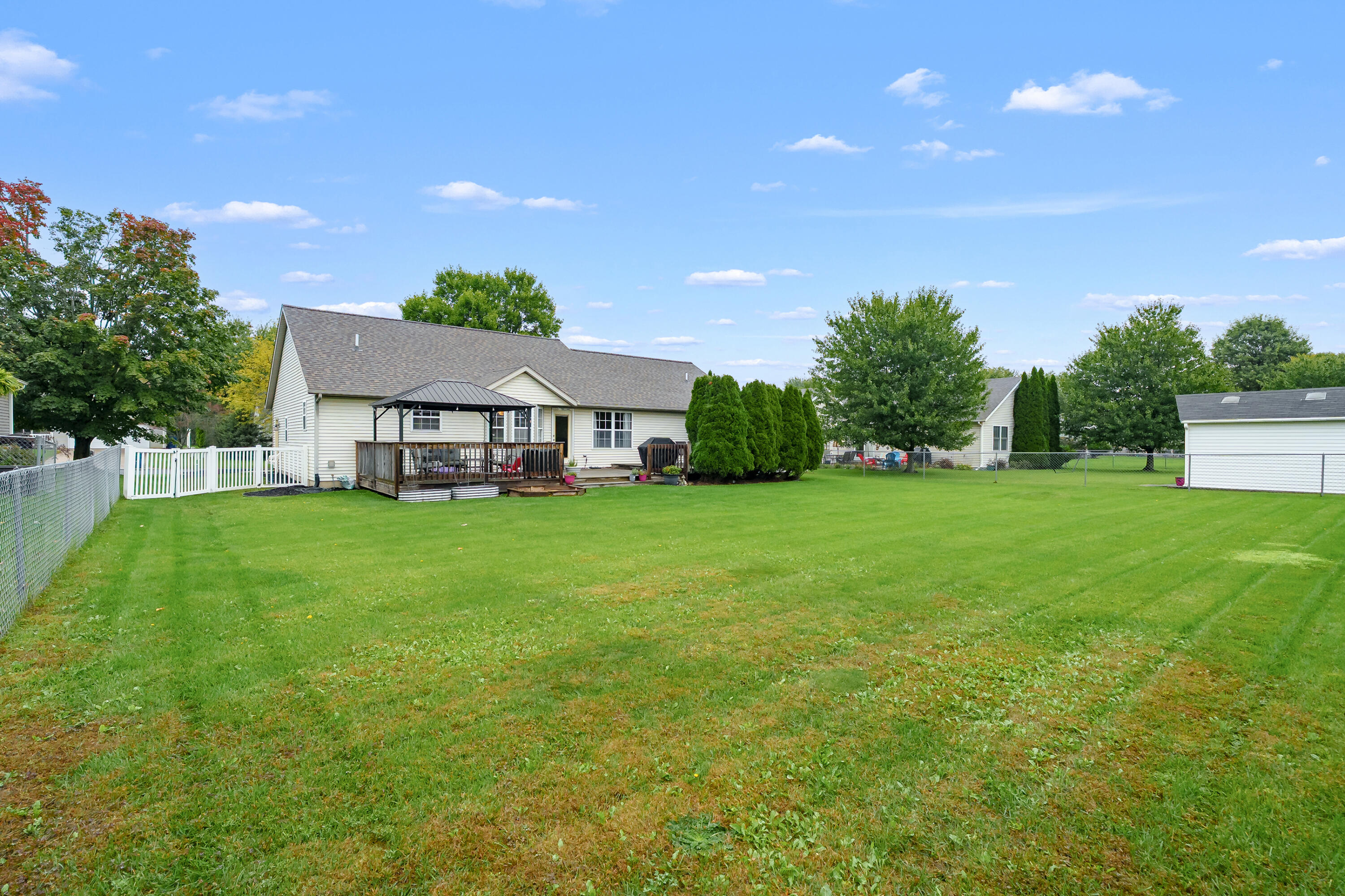 3061 Mandarin Grove Lane Kalamazoo MI 49004