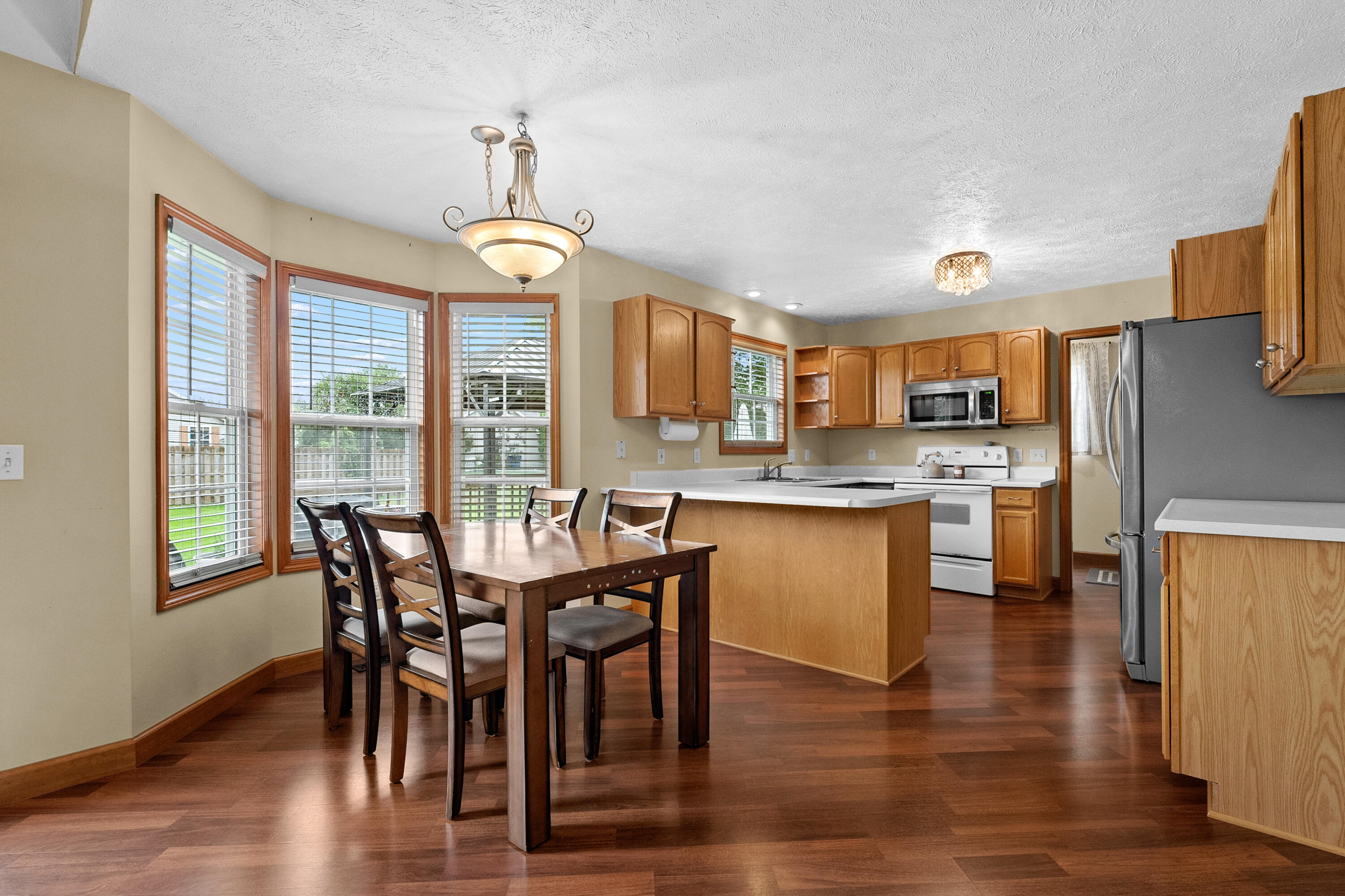 3061 Mandarin Grove Lane Kalamazoo MI 49004