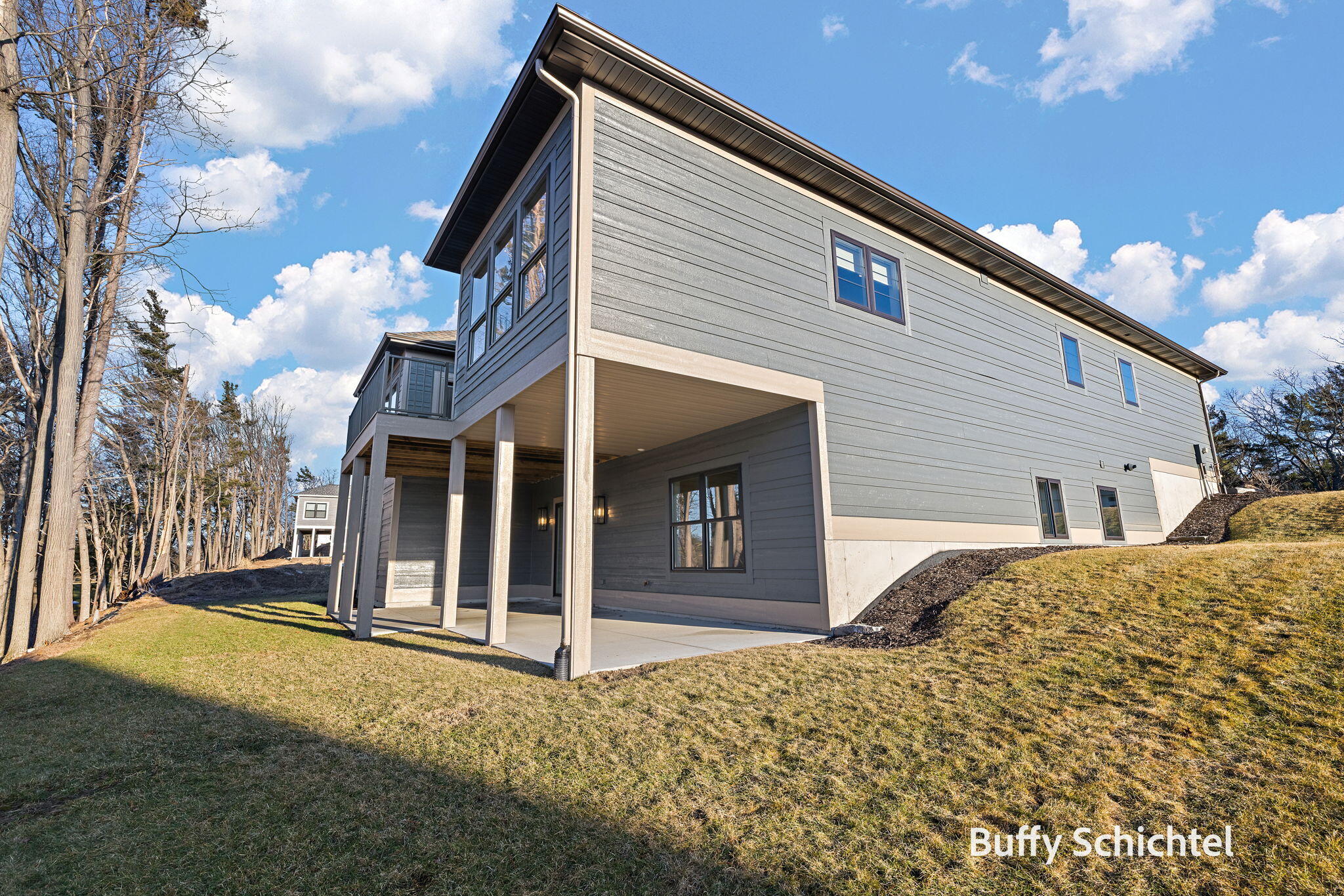 2892 Duneside Trail Muskegon MI 49441