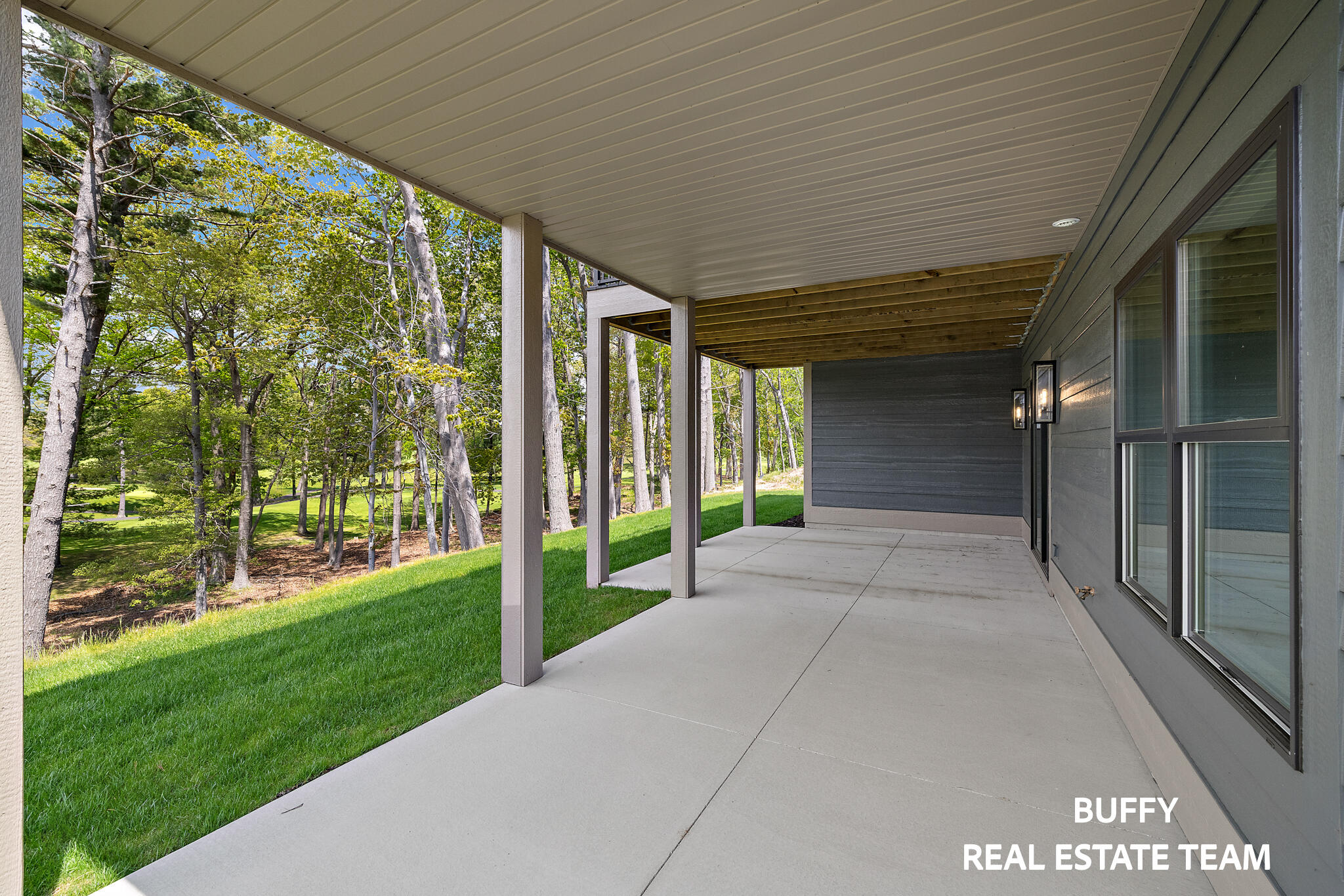 2892 Duneside Trail Muskegon MI 49441