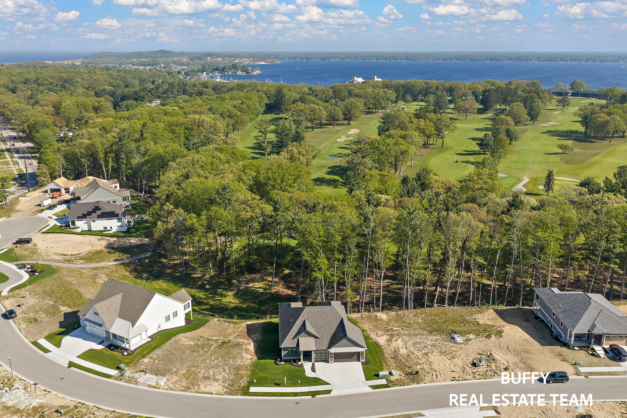 2892 Duneside Trail Muskegon MI 49441