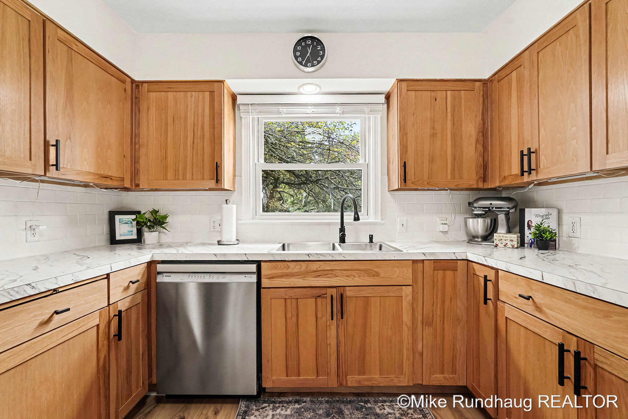 1625 Oswego Street NW Grand Rapids MI 49504